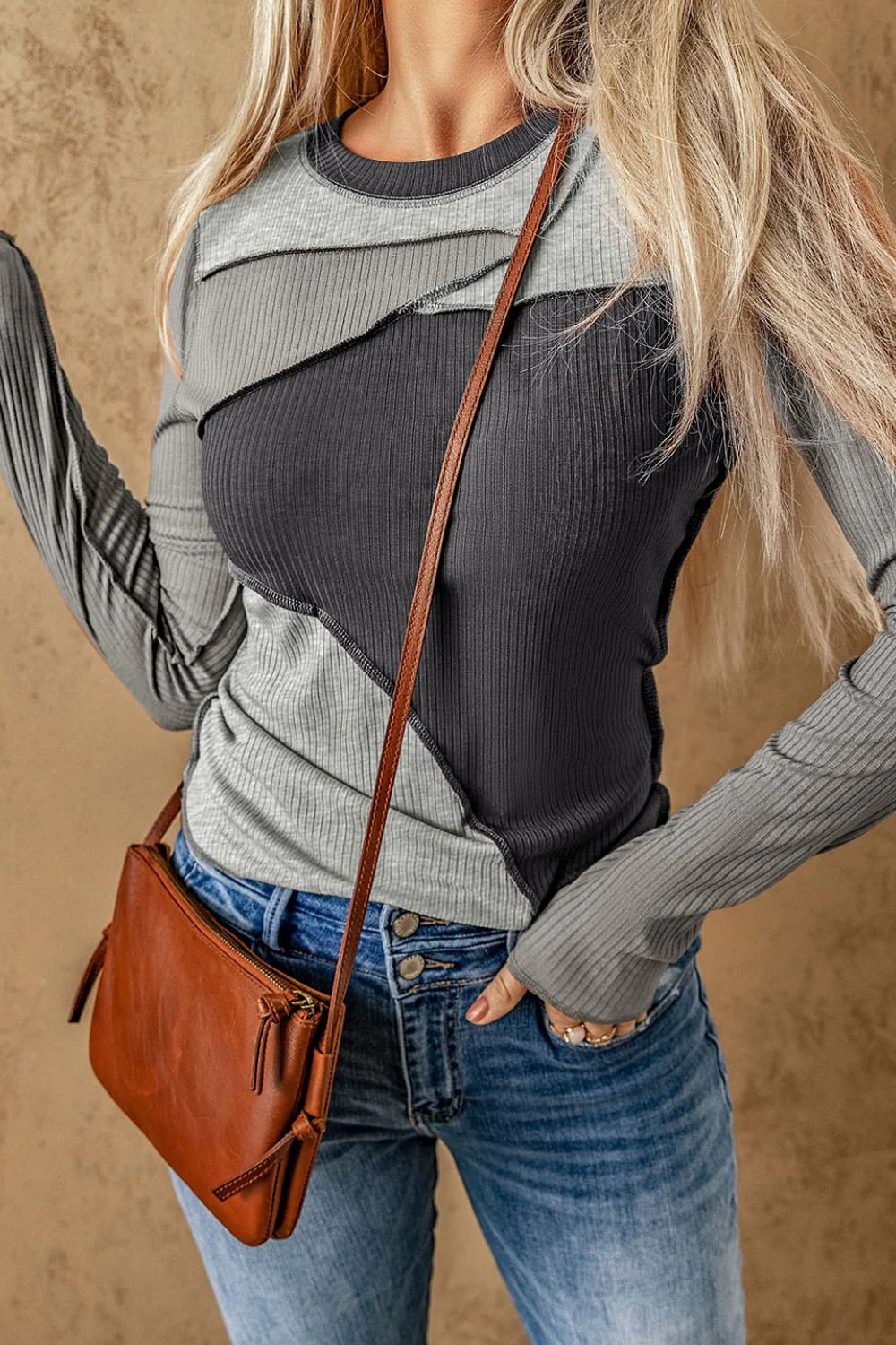 Exposed Seam Contrast Round Neck Long Sleeve T-Shirt - Image 9