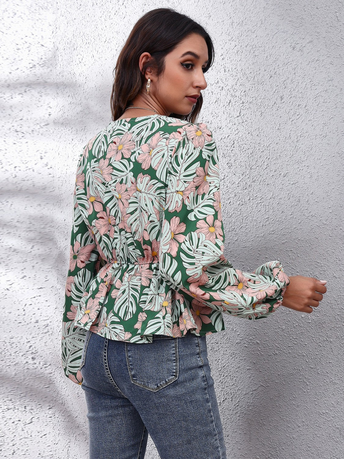 Floral V-Neck Balloon Sleeve Peplum Blouse - Image 2