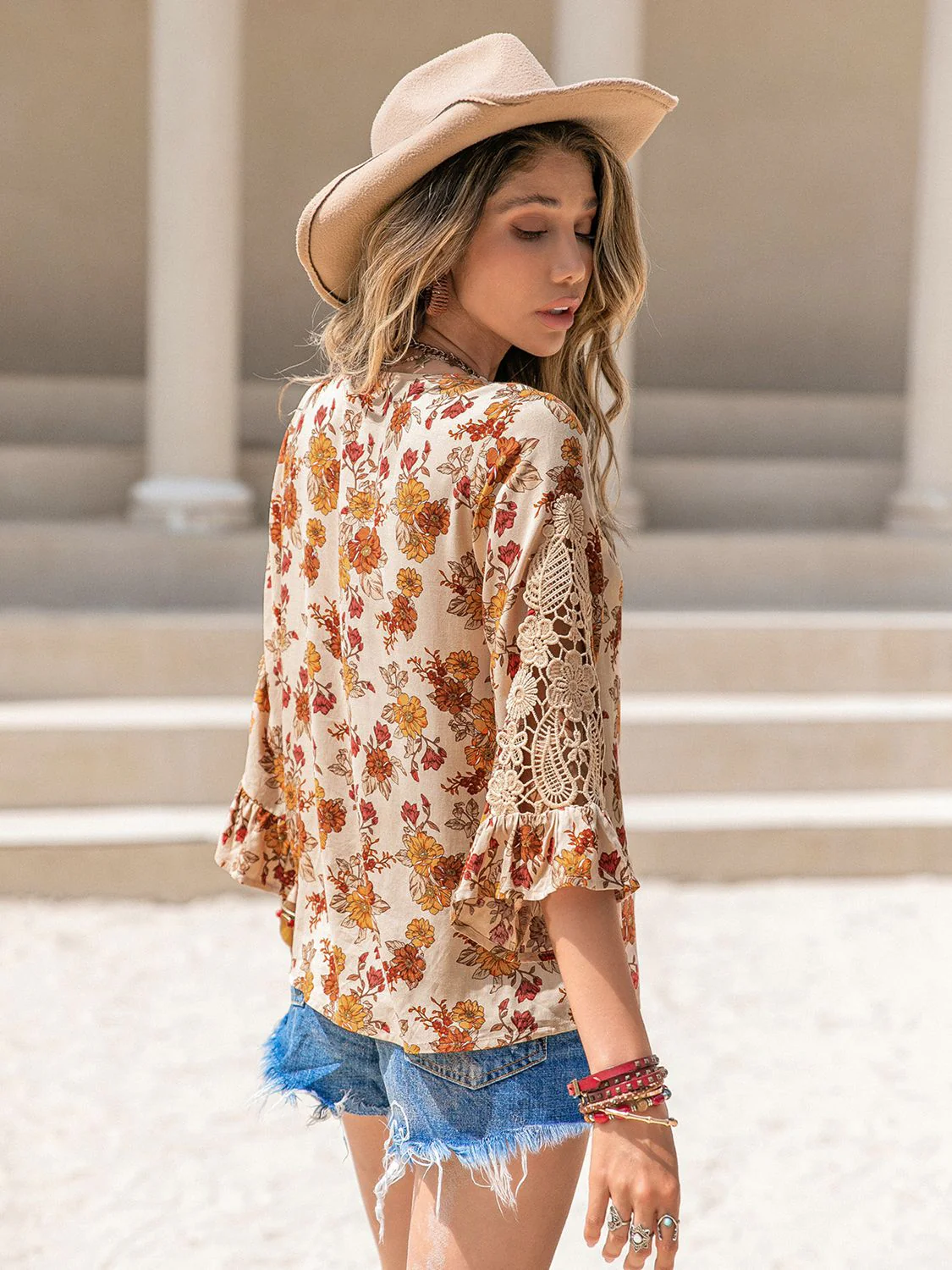 Floral V-Neck Spliced Lace Blouse - Image 5