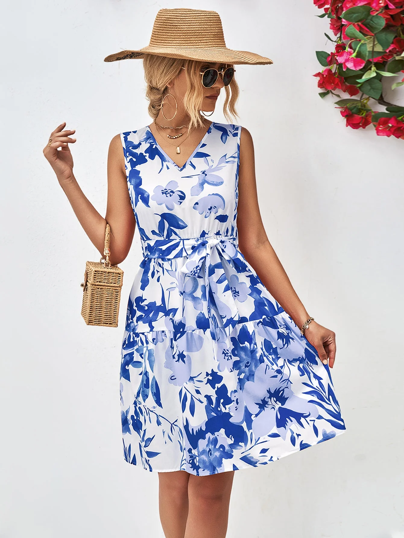Floral V-Neck Tie Waist Sleeveless Dress - Image 4