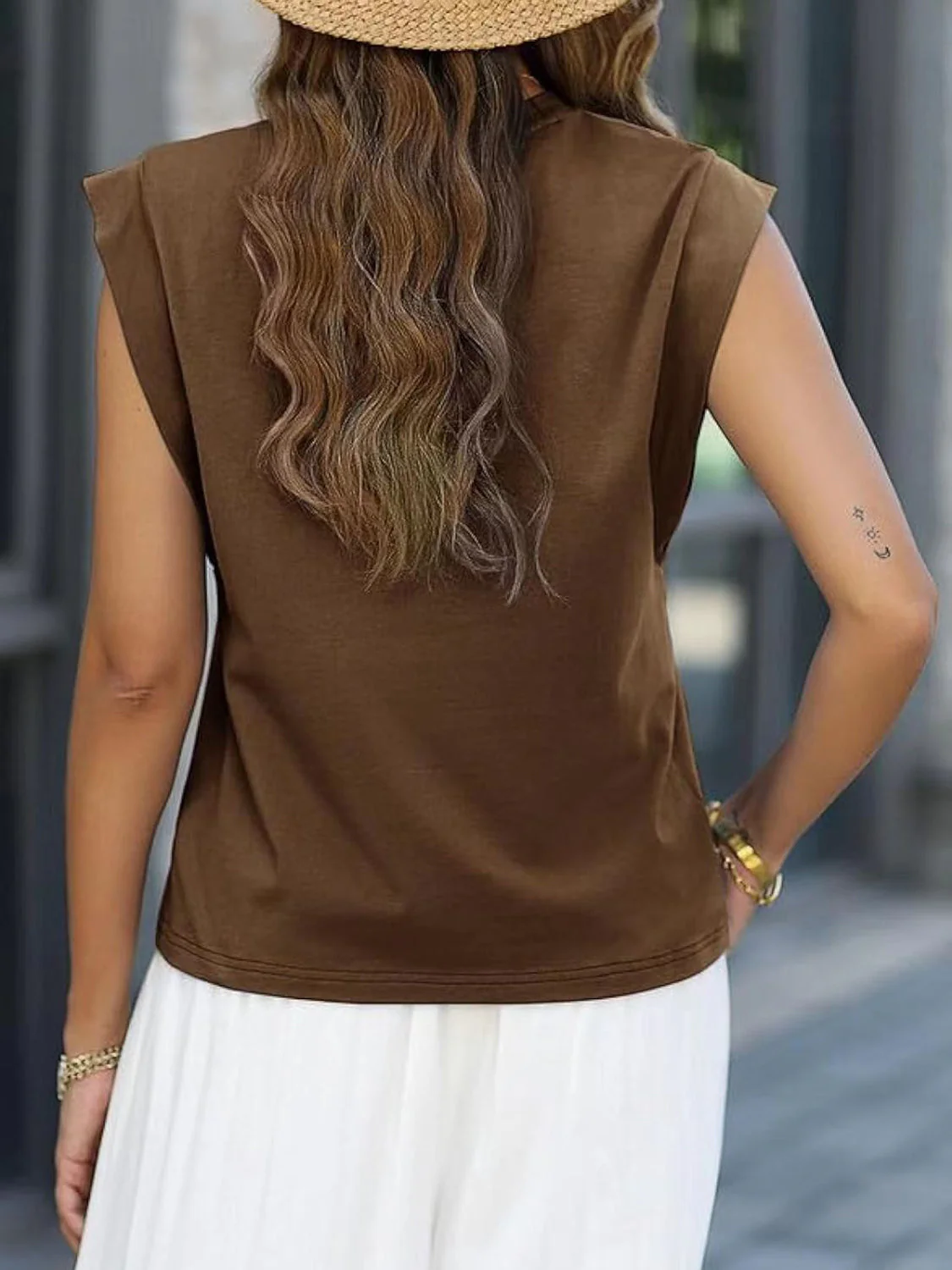 Florira Round Neck Cap Sleeve T-Shirt - Image 32