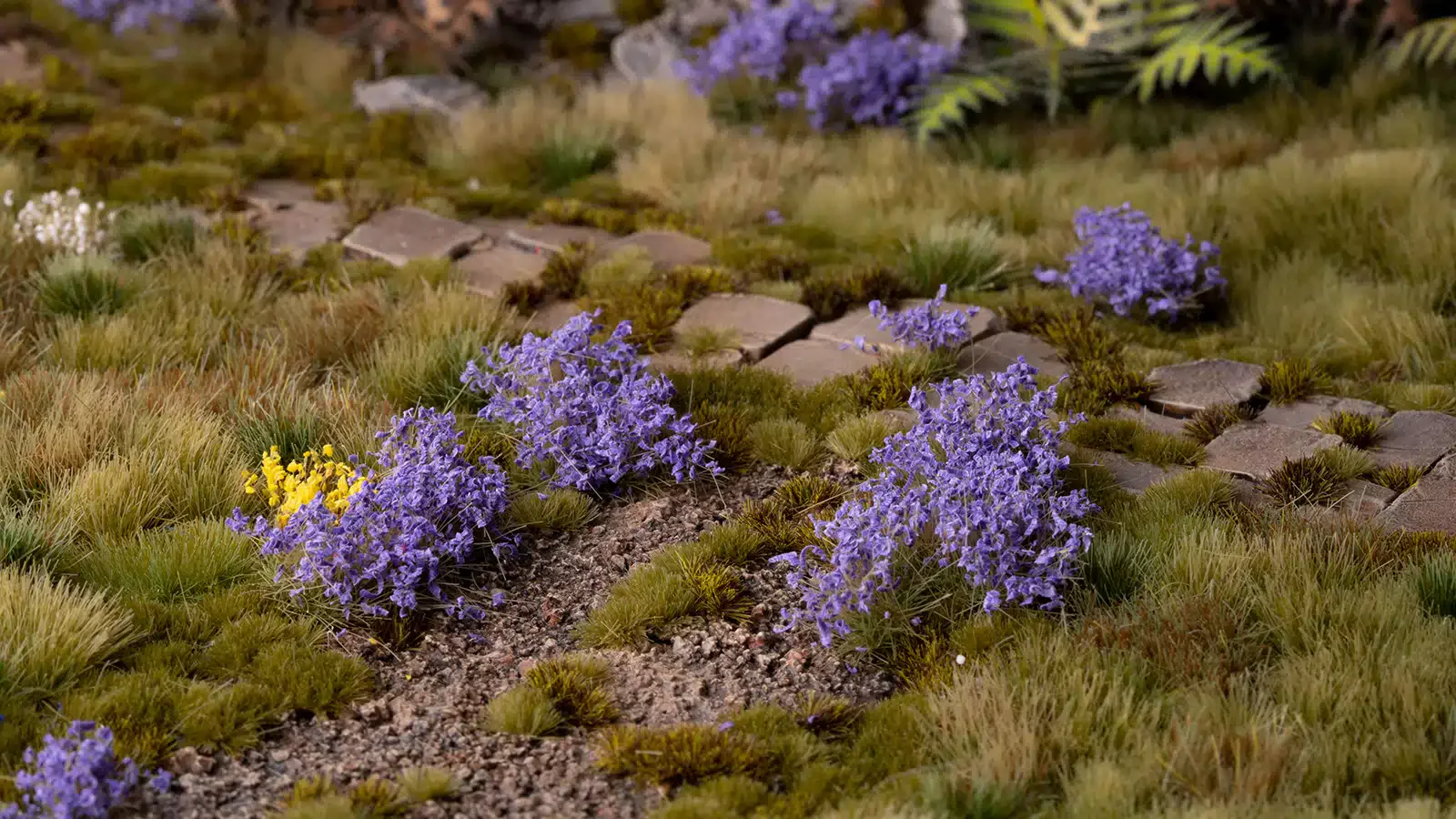 Gamers Grass Tufts: Violet Flowers- Wild - Image 3