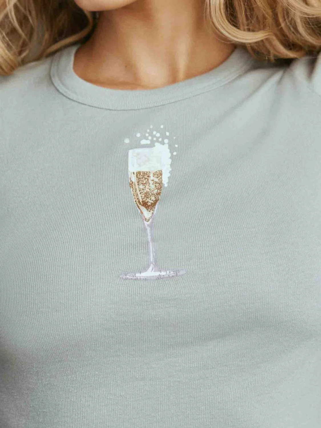 Graphic Round Neck Short Sleeve T-Shirt - Image 8