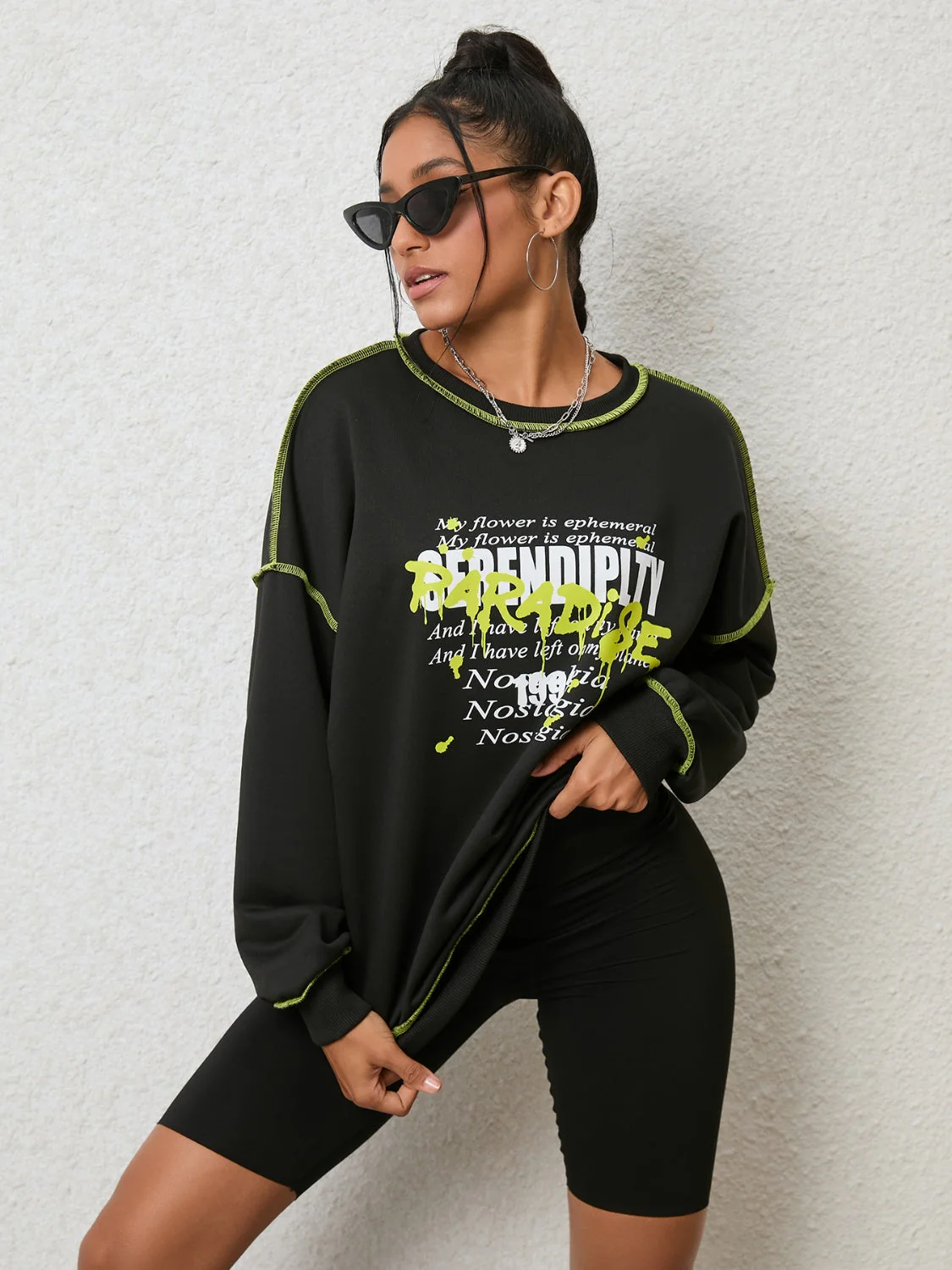 Graphic Round Neck Sweatshirt - Image 3