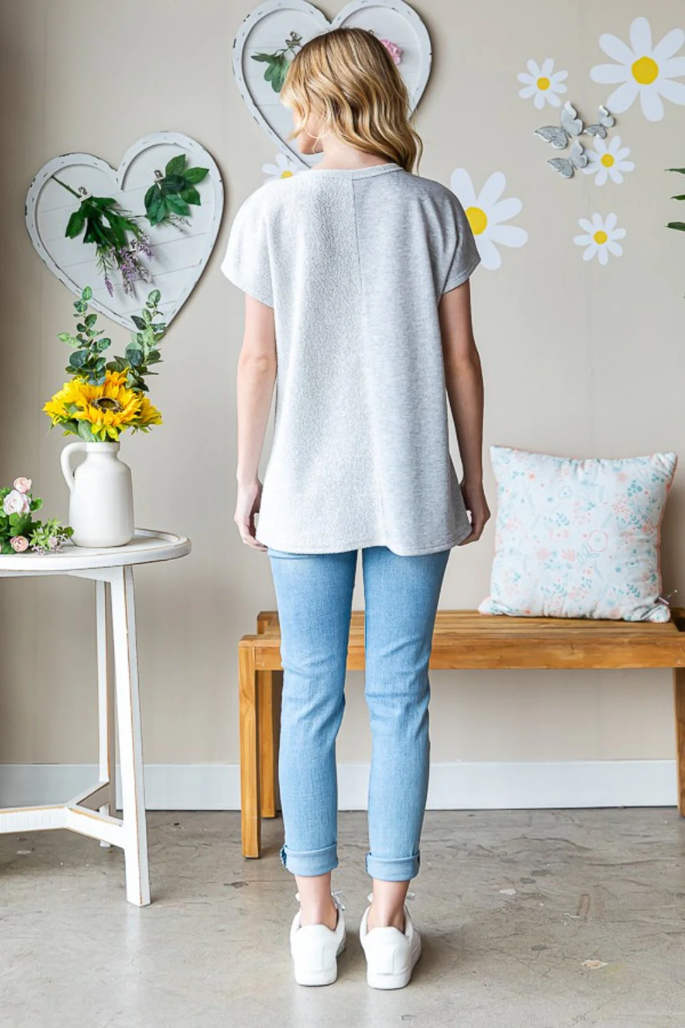 Heimish Full Size Pocketed Round Neck Short Sleeve T-Shirt - Image 7
