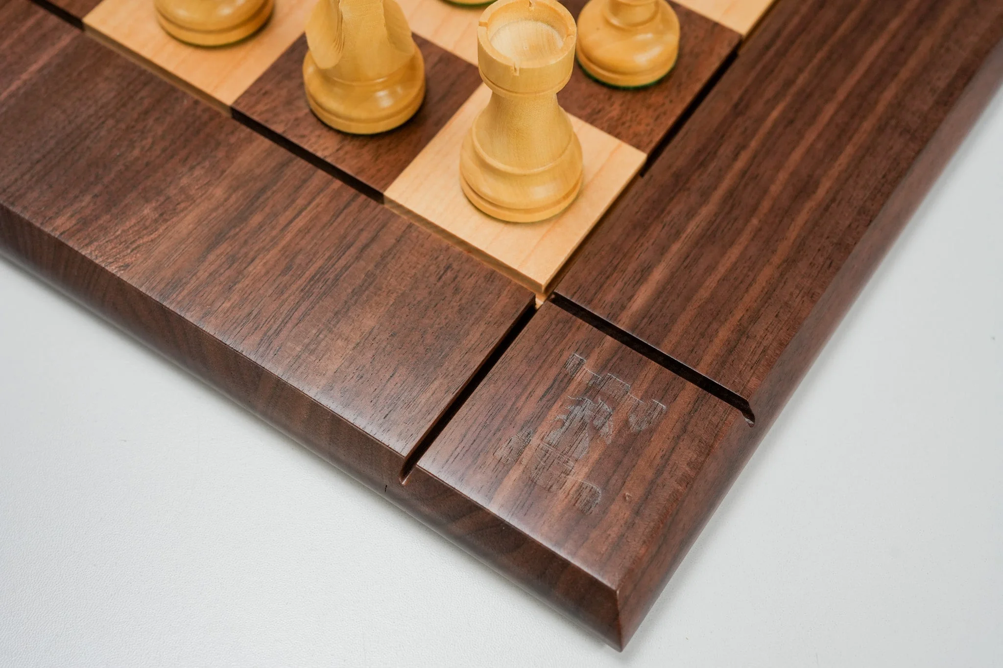 Heirloom Timeless Chess Set by Chess House - Image 4