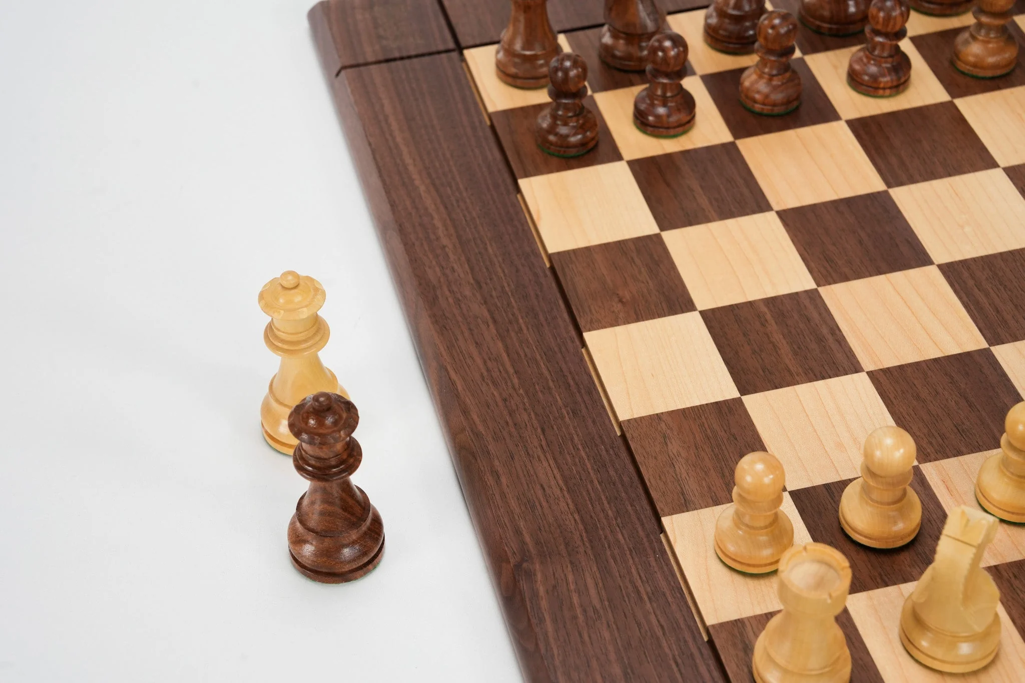 Heirloom Timeless Chess Set by Chess House - Image 5