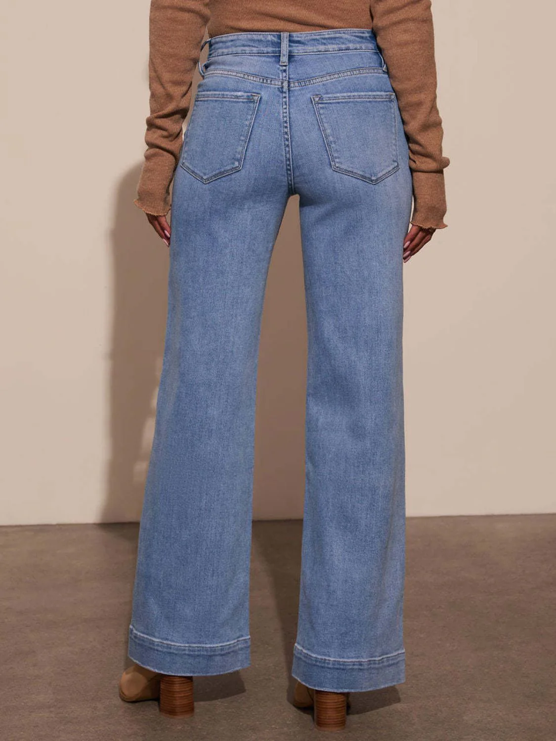 High Rise Front Pocket Patch Wide Leg Jeans - Image 10