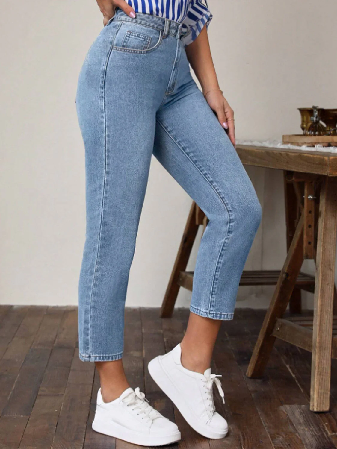 High Waist Jeans with Pockets - Image 2