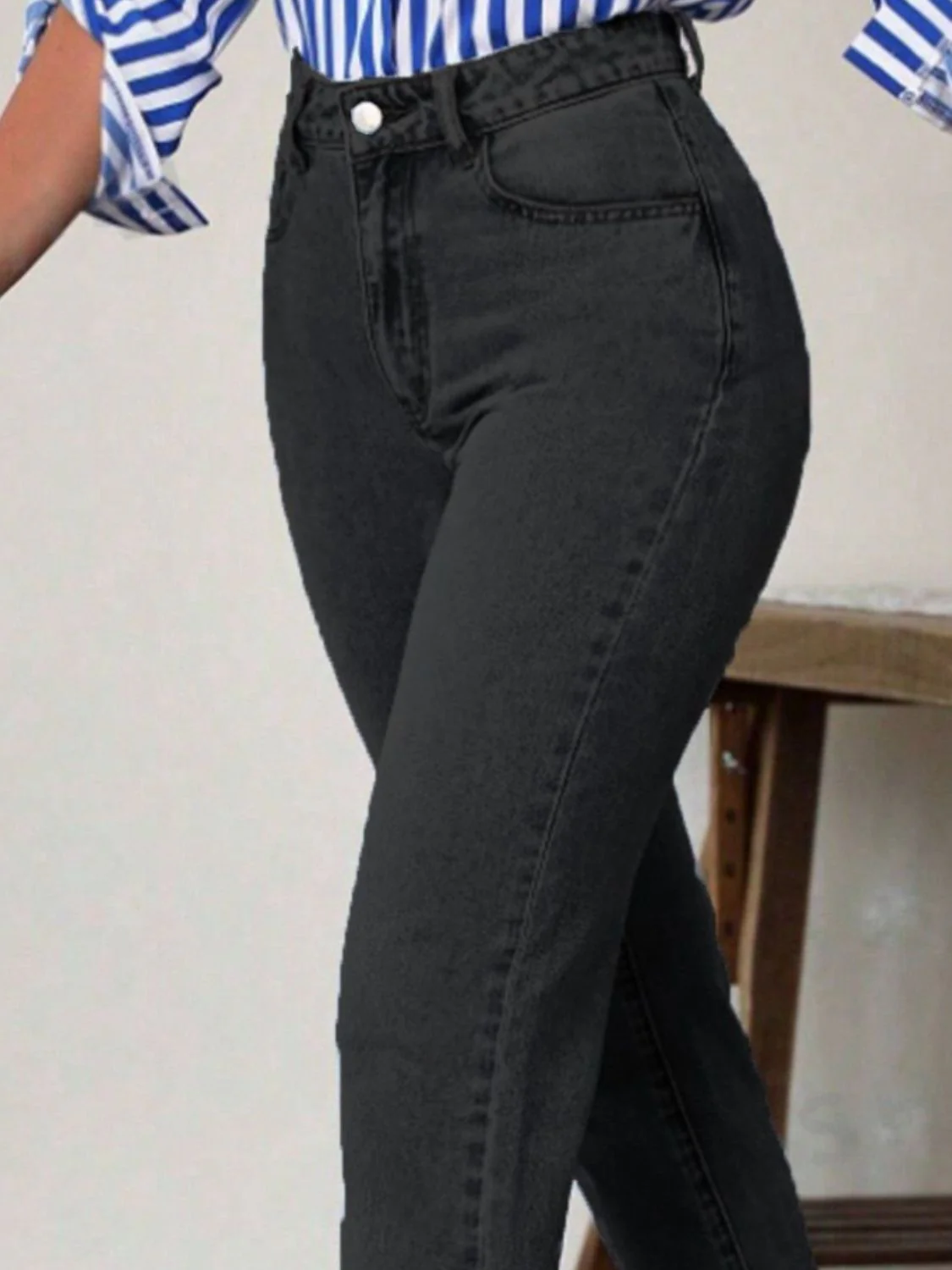 High Waist Jeans with Pockets - Image 6