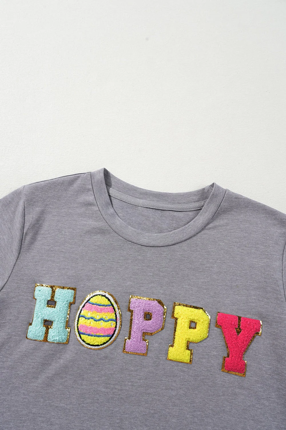 HOPPY Chenille Patch Round Neck Short Sleeve T-Shirt - Image 5