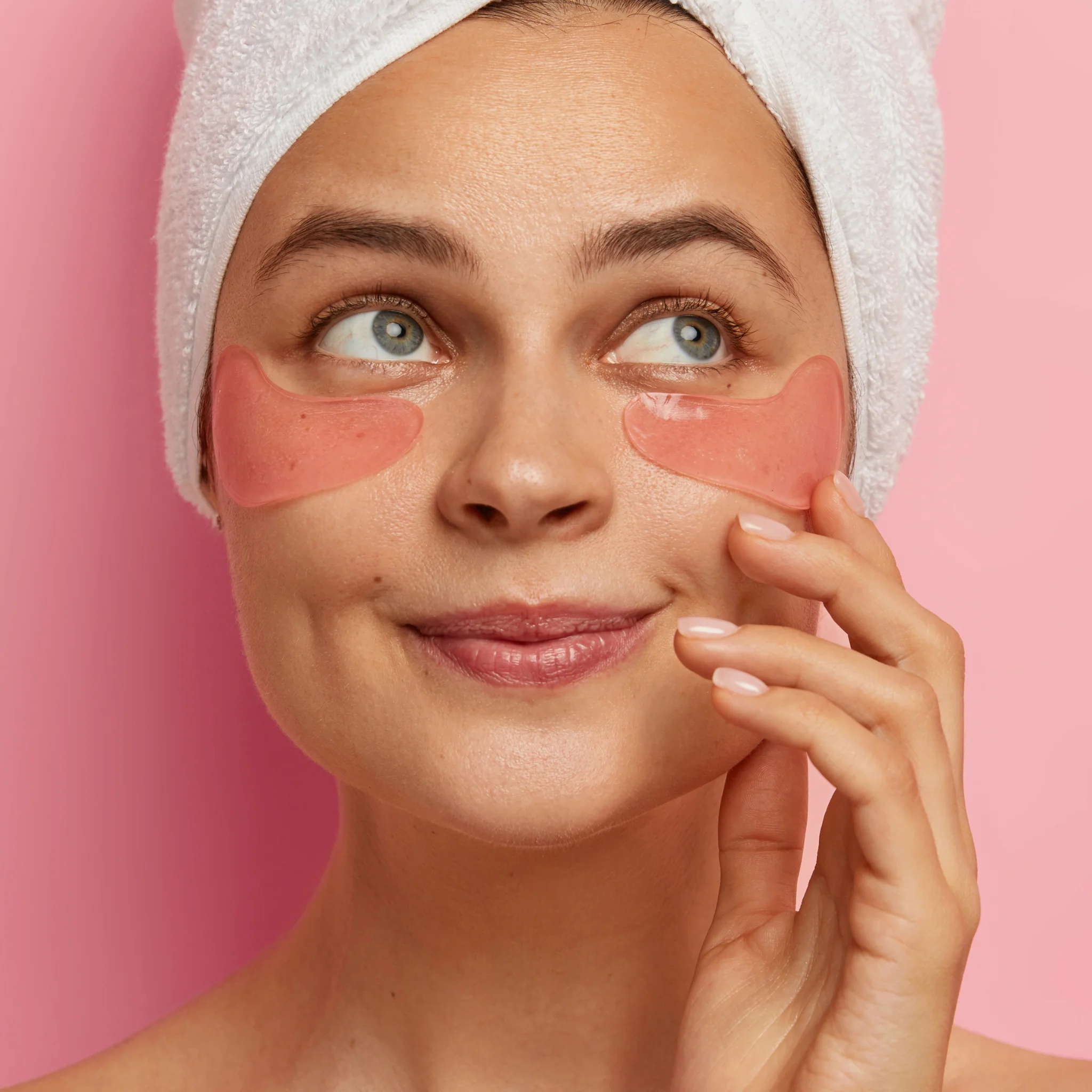 Hydrating Under Eye Mask [Reusable] by Dreambox Beauty - Image 3