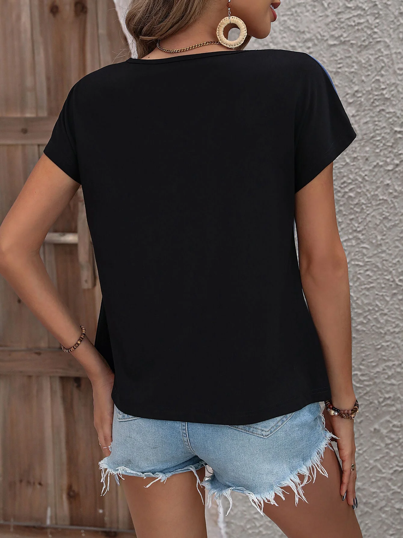 Ivy Lane Color Block Decorative Button V-Neck Tee - Image 2