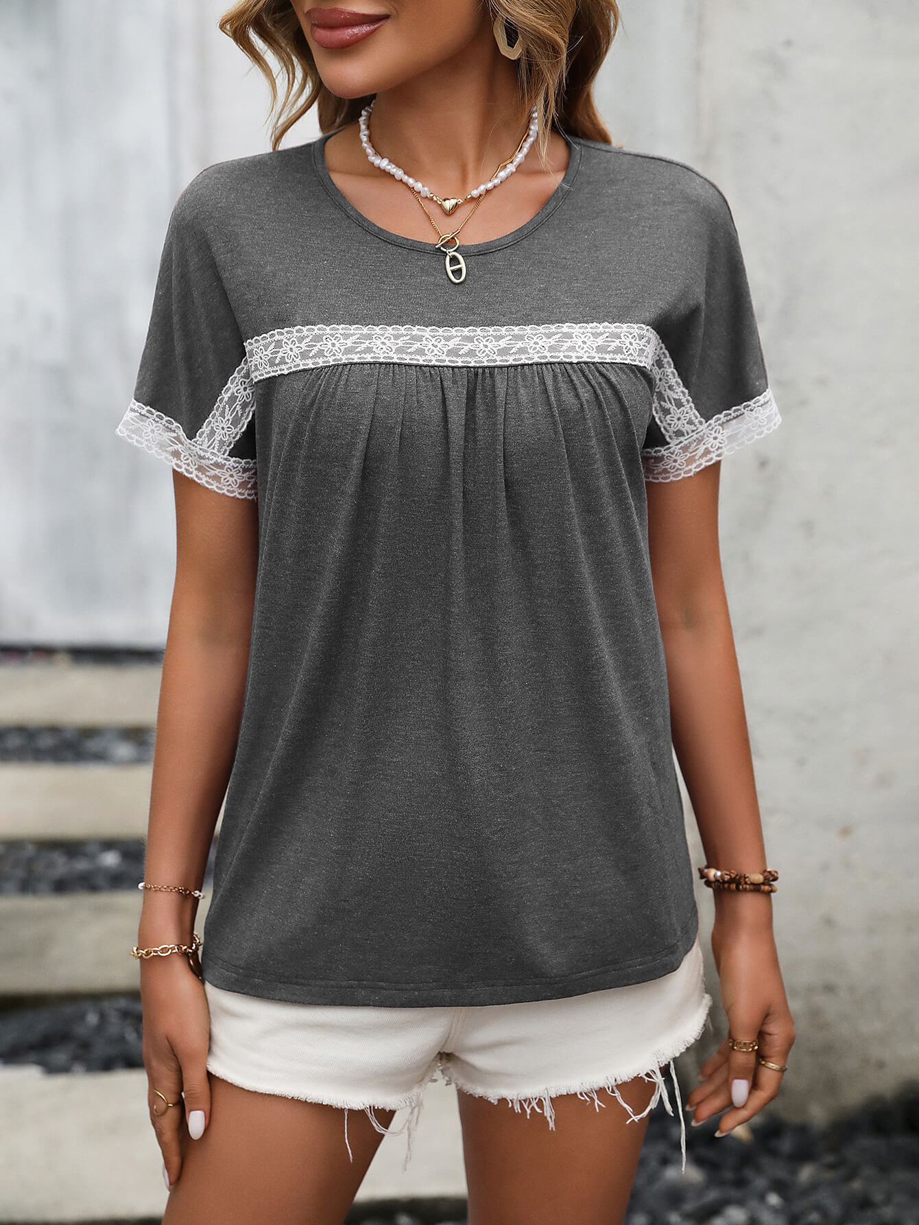 Ivy Lane Contrast Round Neck Short Sleeve Tee - Image 4
