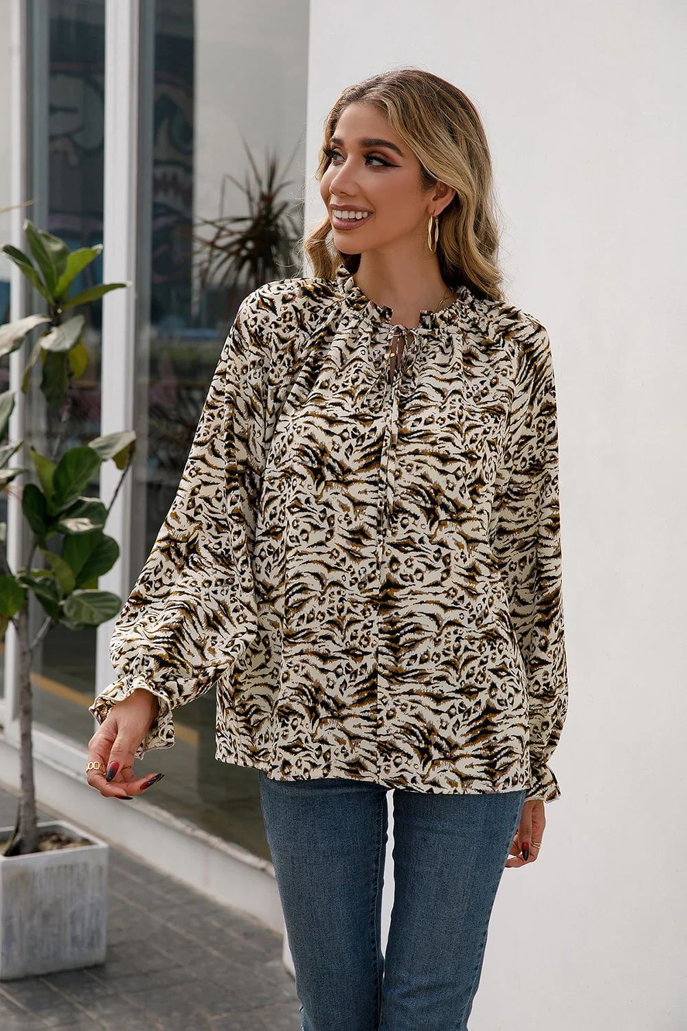 Ivy Lane Printed Tie Neck Frill Trim Flounce Sleeve Blouse - Image 3