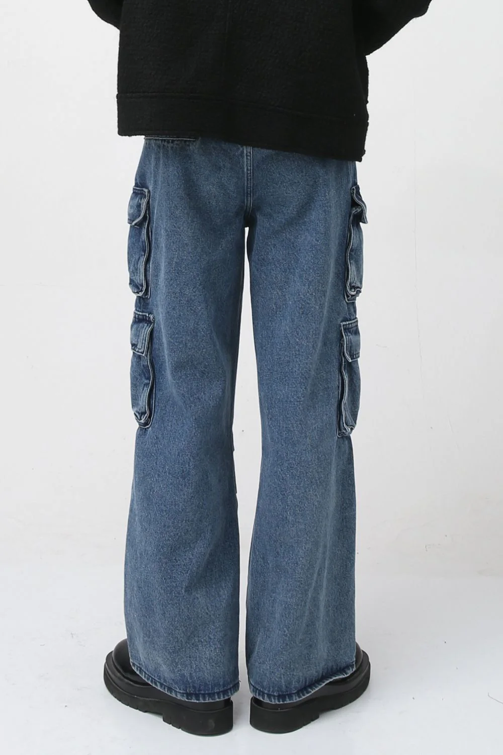 Jeans with Cargo Pockets - Image 3