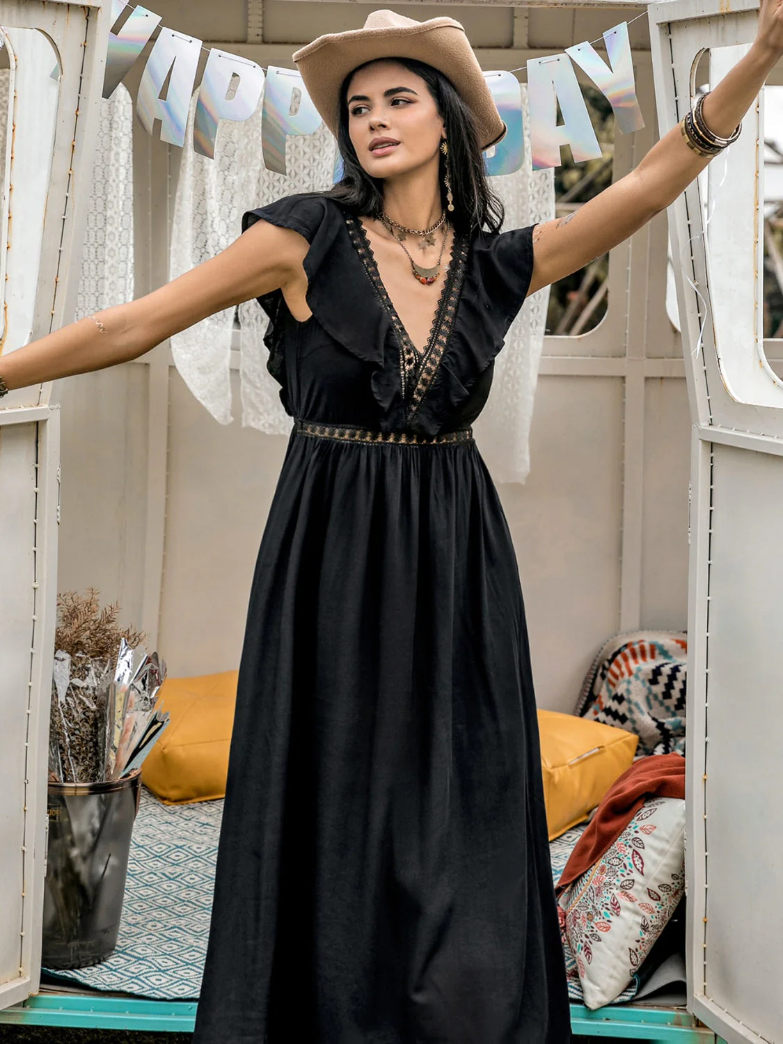 Lace Detail Plunge Cap Sleeve Midi Dress - Image 5