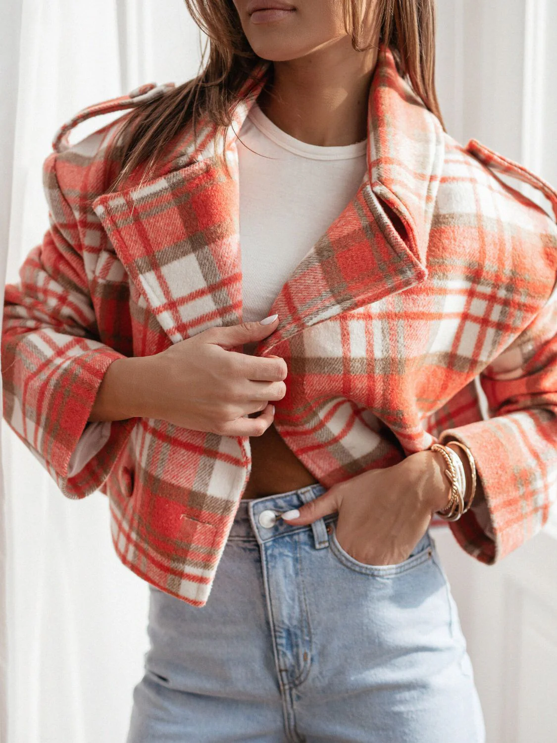 Lapel Collar Plaid Cropped Jacket - Image 7