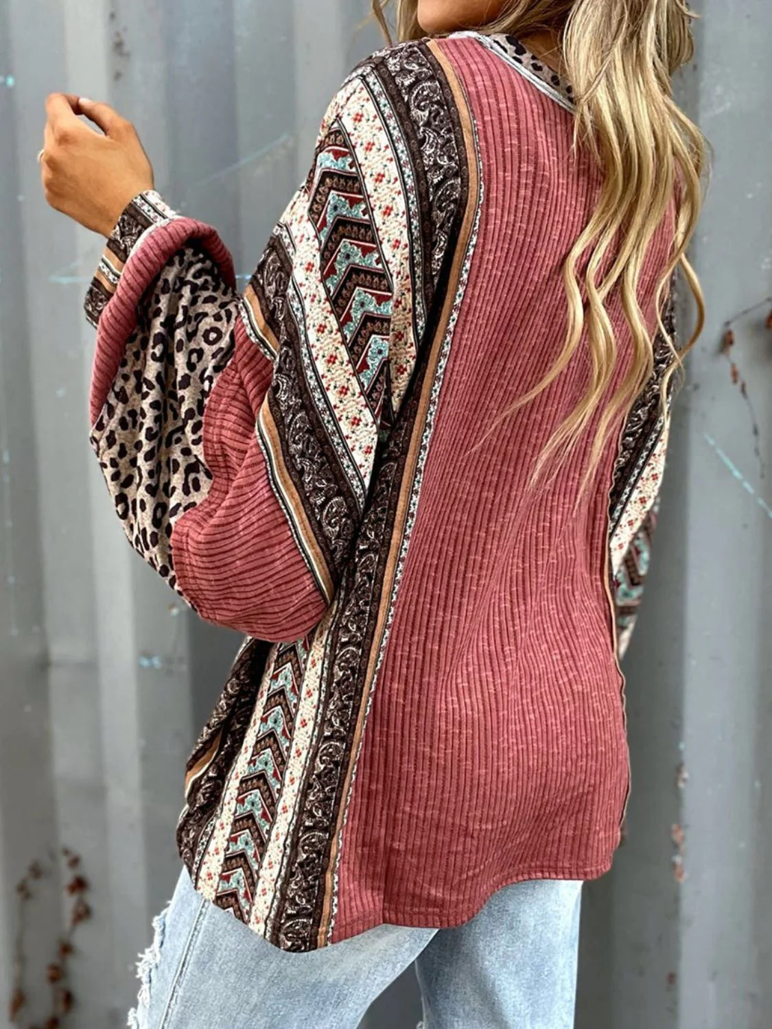 Leopard Round Neck Long Sleeve Sweatshirt - Image 2