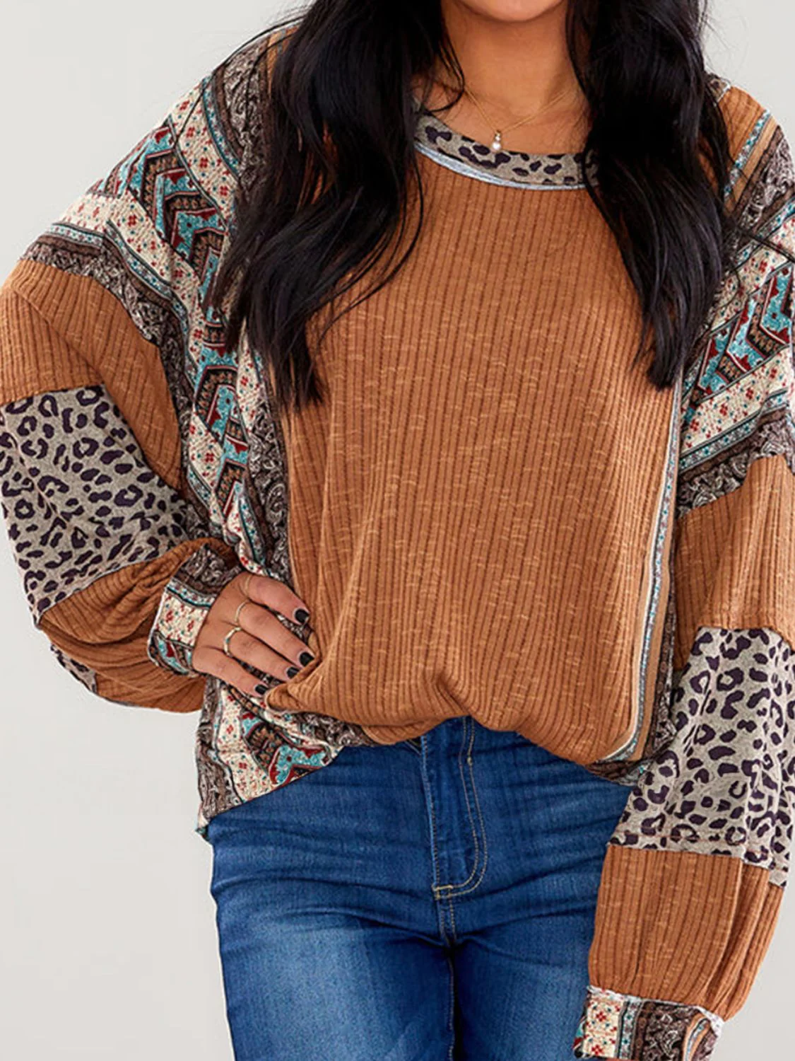 Leopard Round Neck Long Sleeve Sweatshirt - Image 6