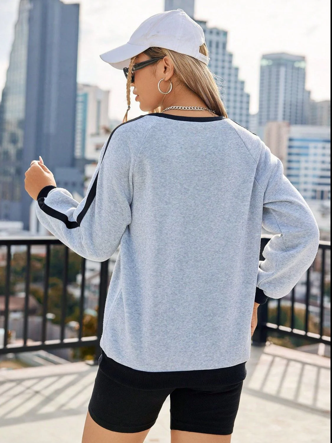 Letter Round Neck Long Sleeve Sweatshirt - Image 2