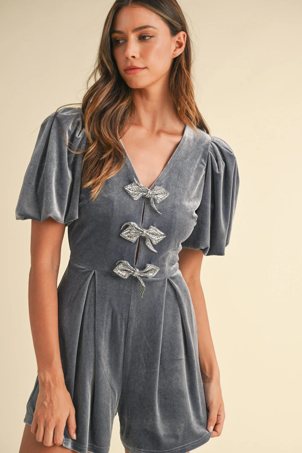 Mable Jewel Bow Decor Puff Sleeve Velvet Romper - Image 5