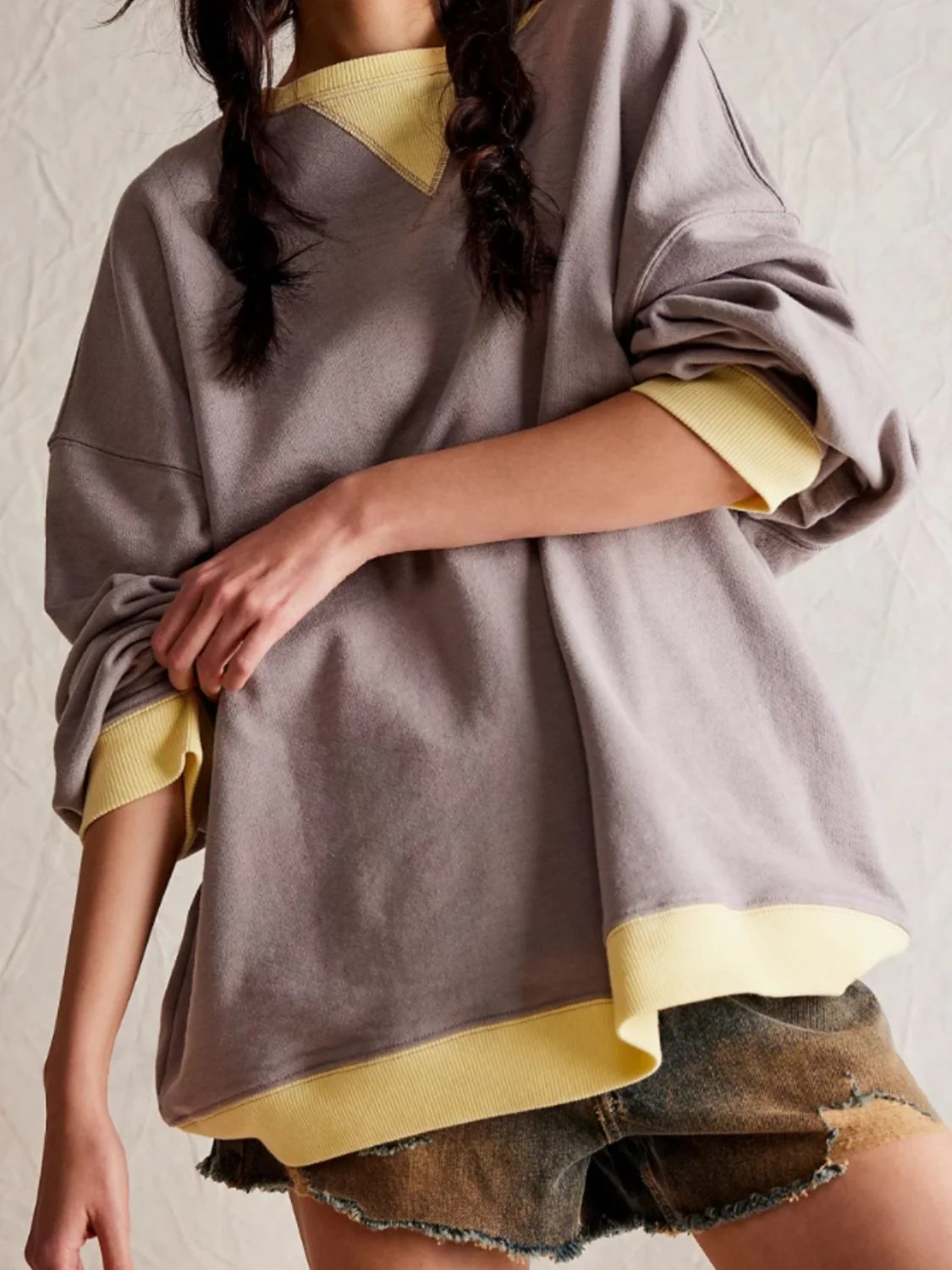 Mandy Contrast Trim Round Neck Long Sleeve Sweatshirt - Image 10