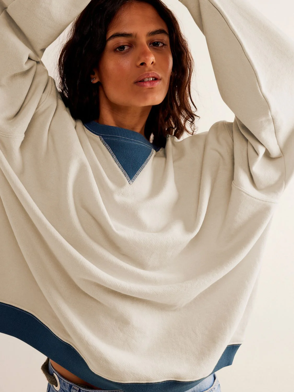 Mandy Contrast Trim Round Neck Long Sleeve Sweatshirt - Image 13