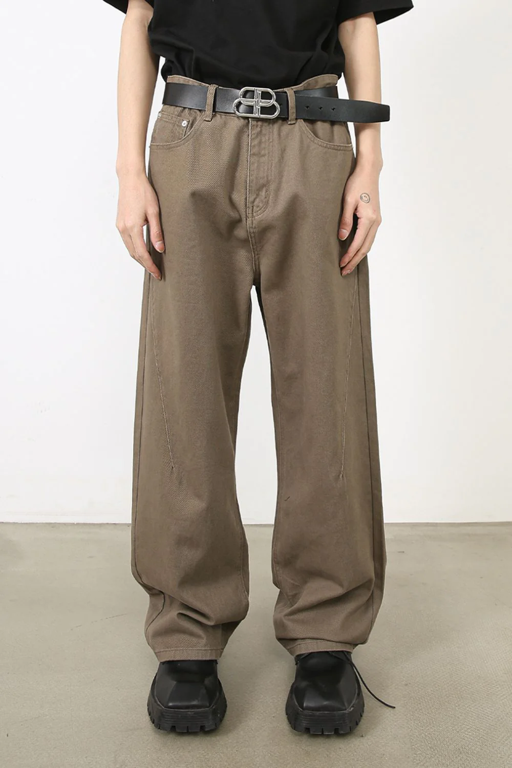 Men's Baggy Jeans with Pockets - Image 2