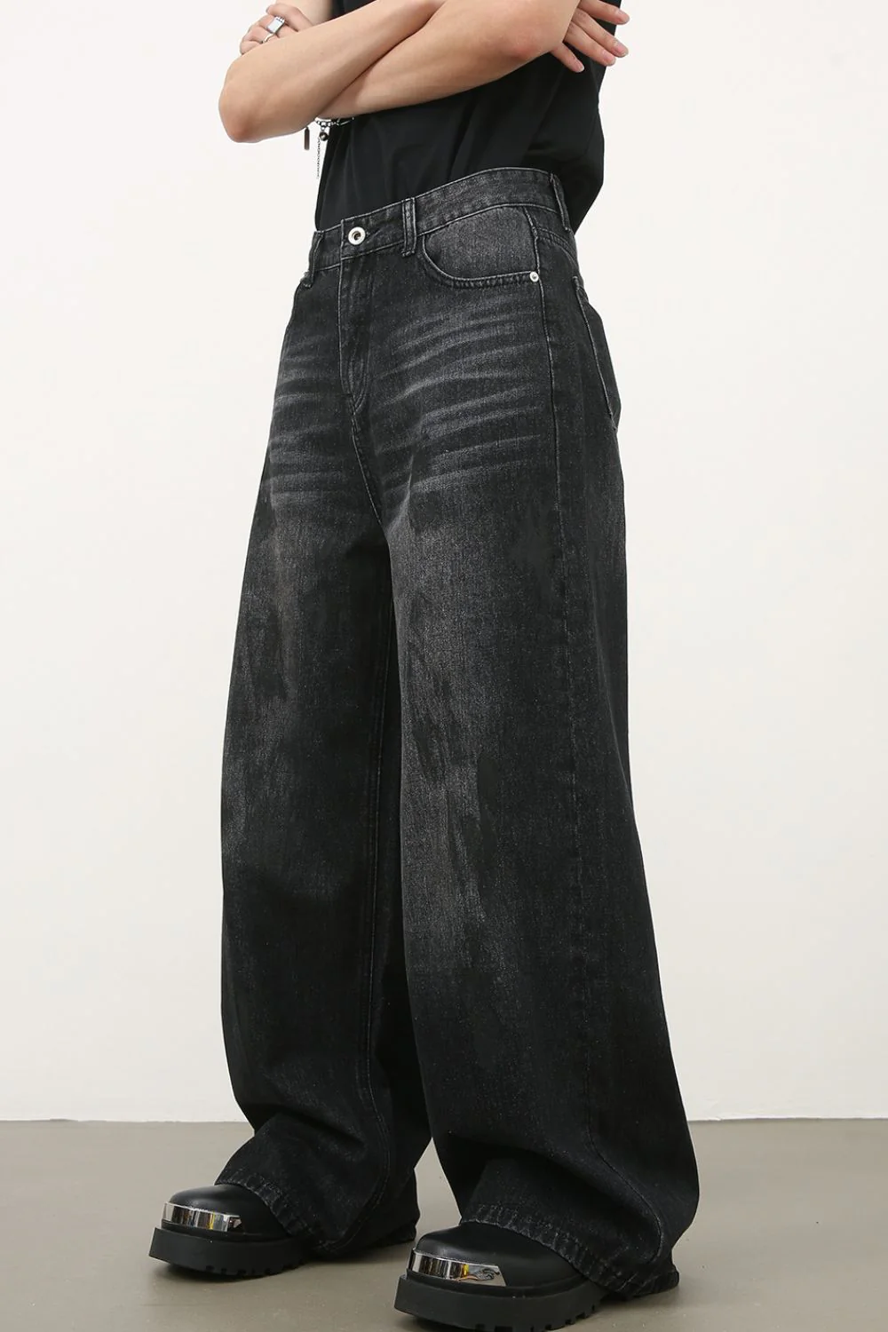 Men's Cat's Whisker Wide Leg Jeans - Image 3