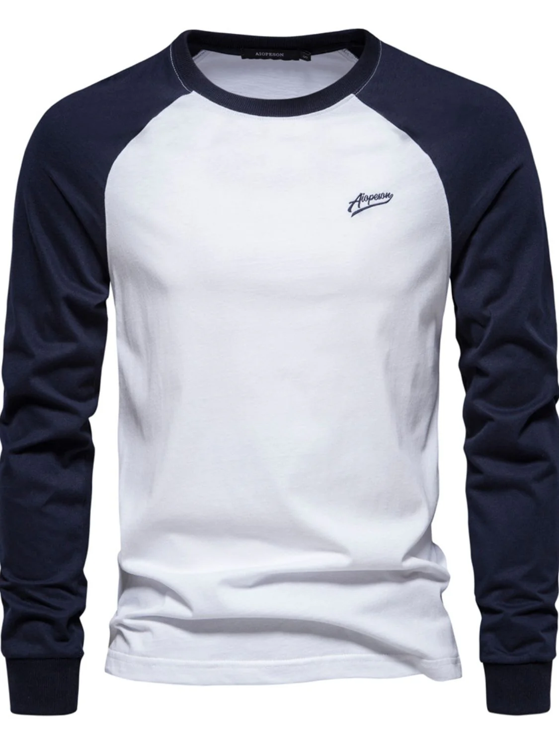 Men's Contrast Round Neck Raglan Sleeve T-Shirt - Image 6