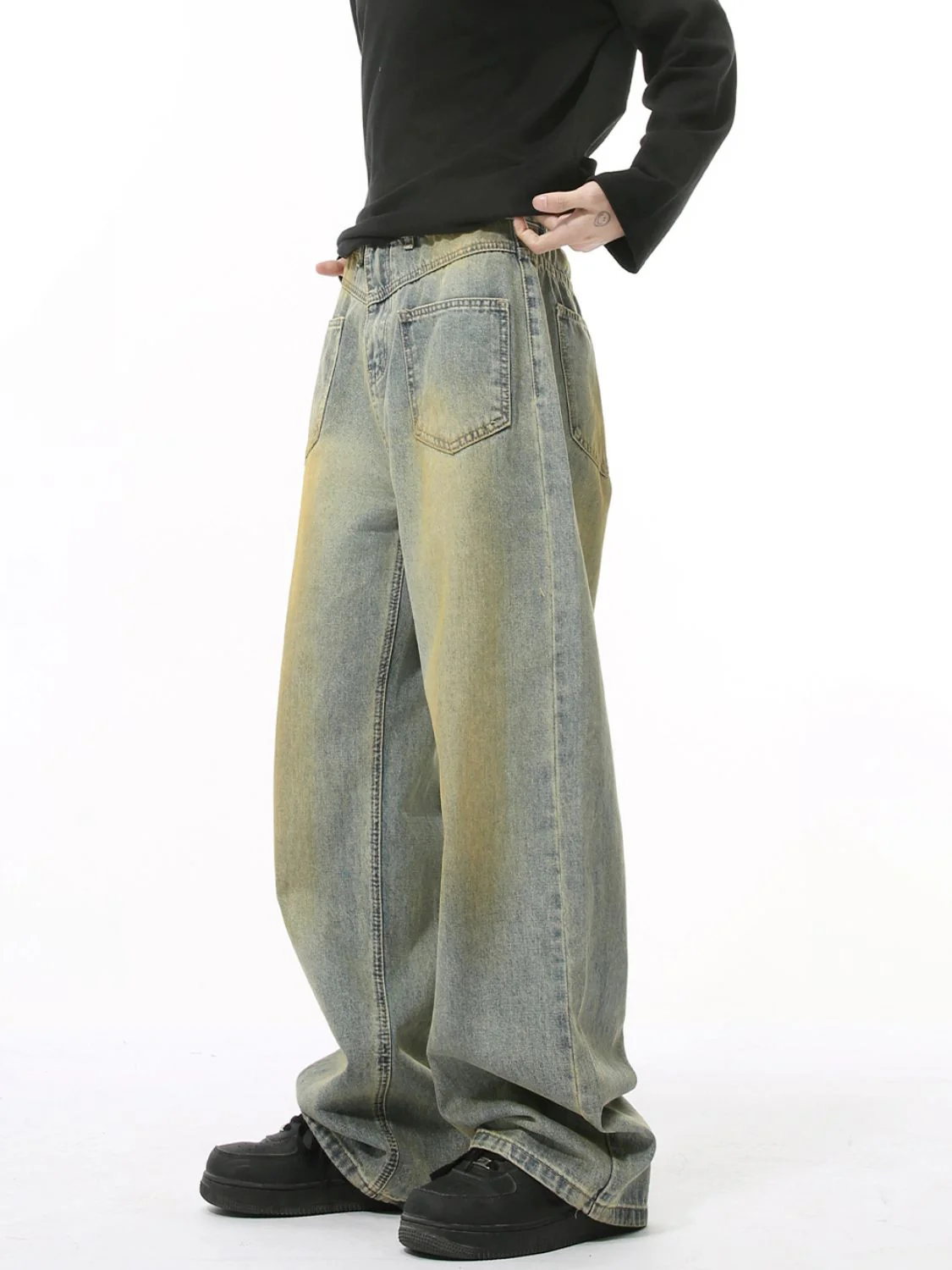 Men's Distressed Backward Jeans - Image 2