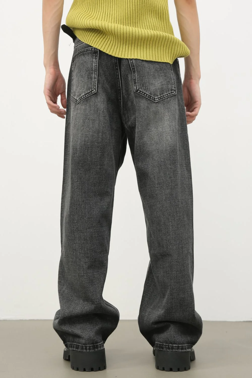 Men's Distressed Jeans with Pockets - Image 2