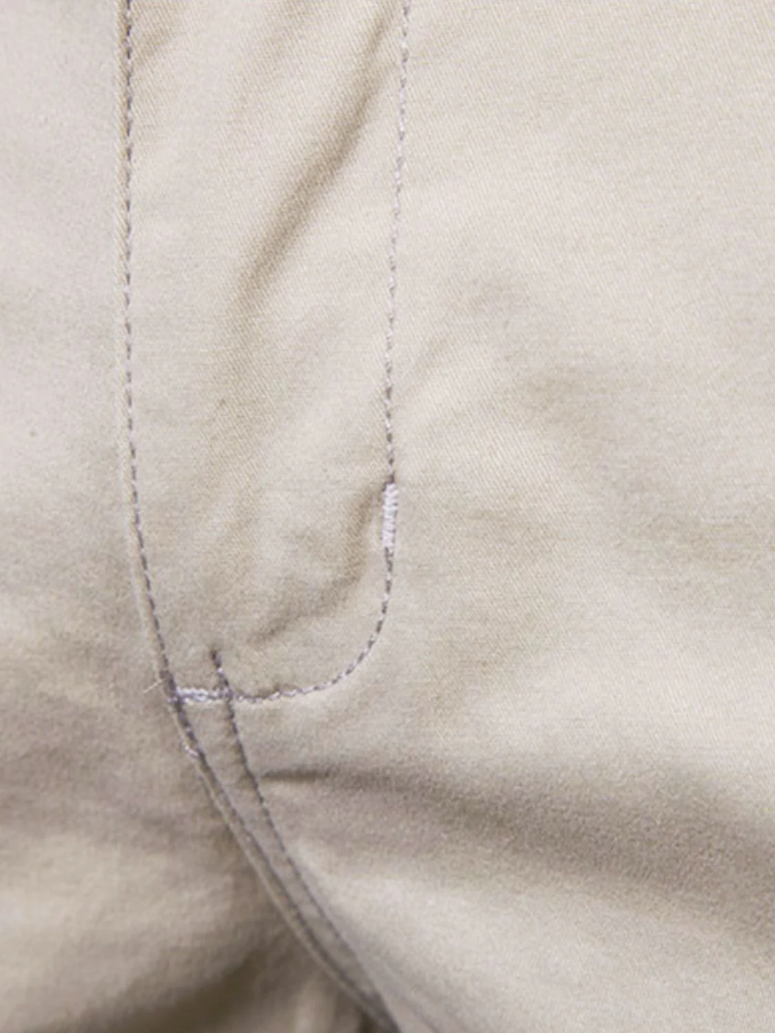 Men's Elastic Waist Shorts with Pockets - Image 3