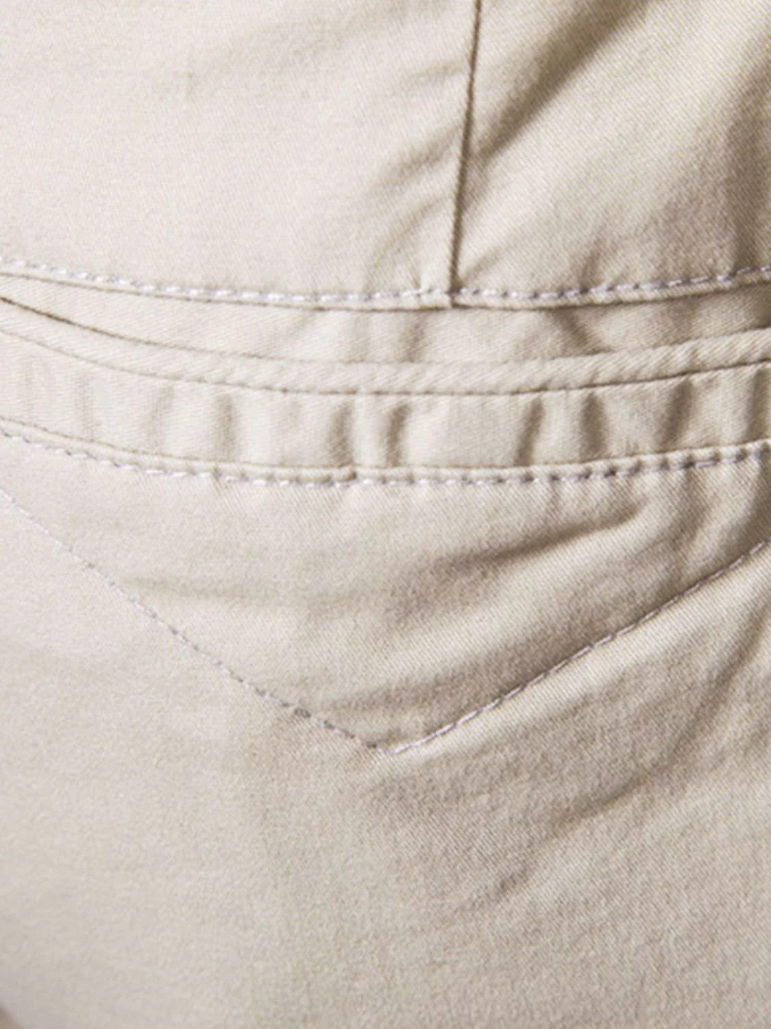 Men's Elastic Waist Shorts with Pockets - Image 4