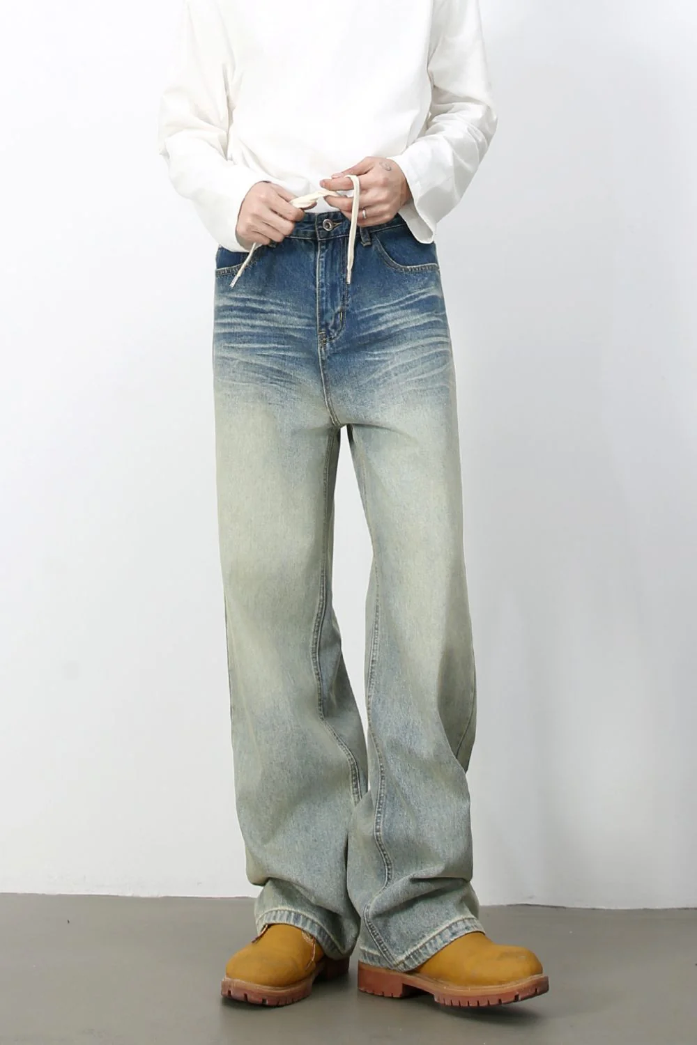 Men's Loose Fit Jeans with Pockets - Image 3