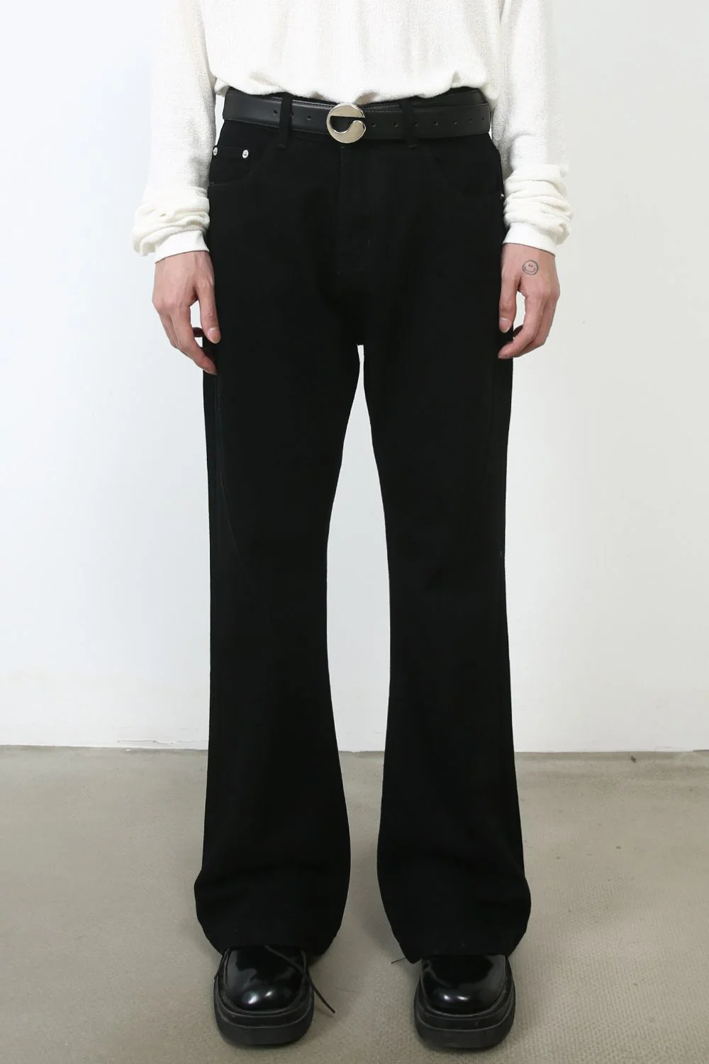 Men's Mid Rise Bootcut Jeans - Image 3