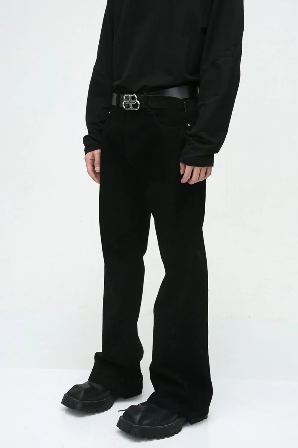 Men's Slim Bootcut Jeans - Image 2