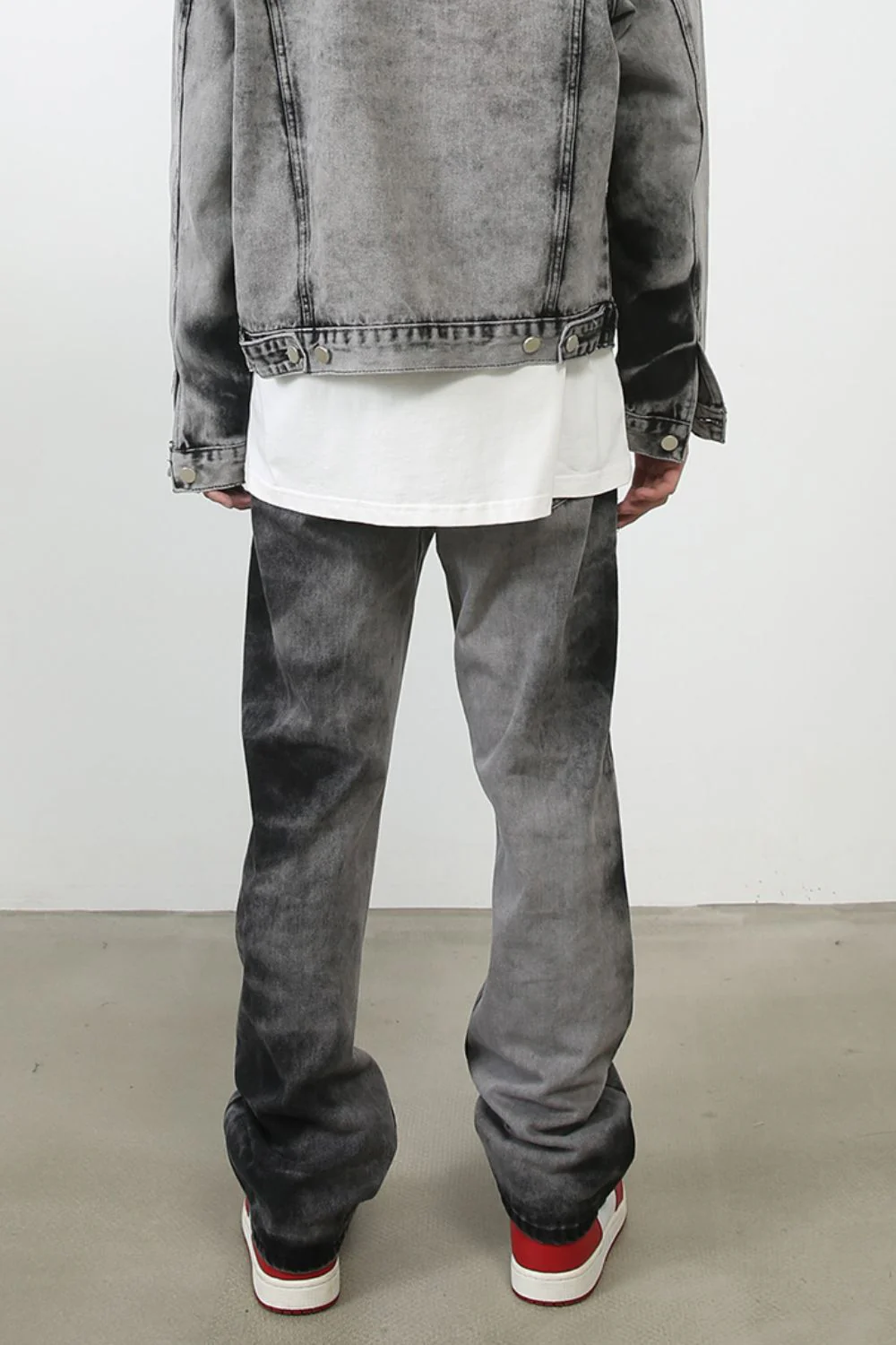 Men's Tie Dye Baggy Jeans with Pockets - Image 4