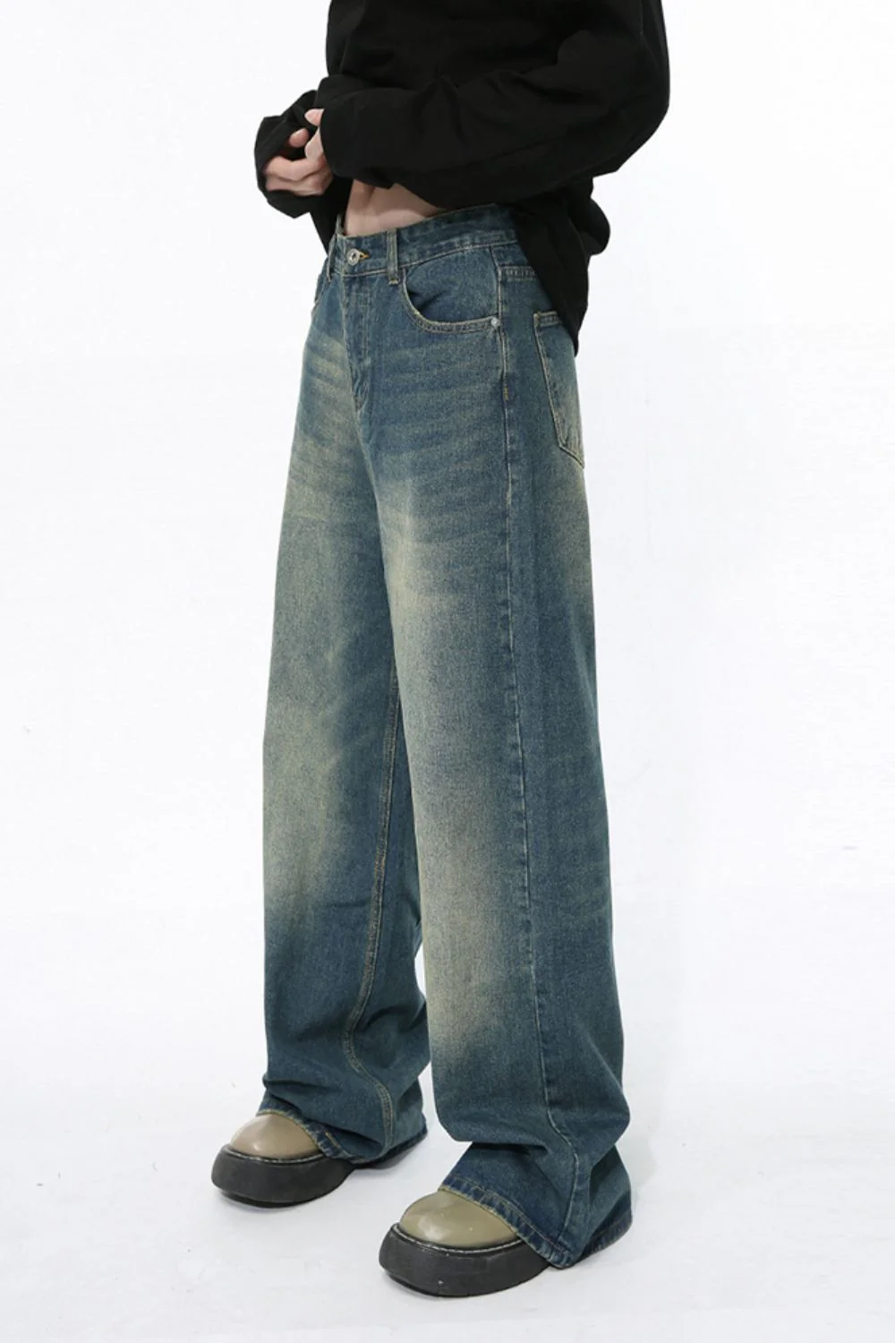 Men's Wide Leg Jeans with Pockets - Image 2