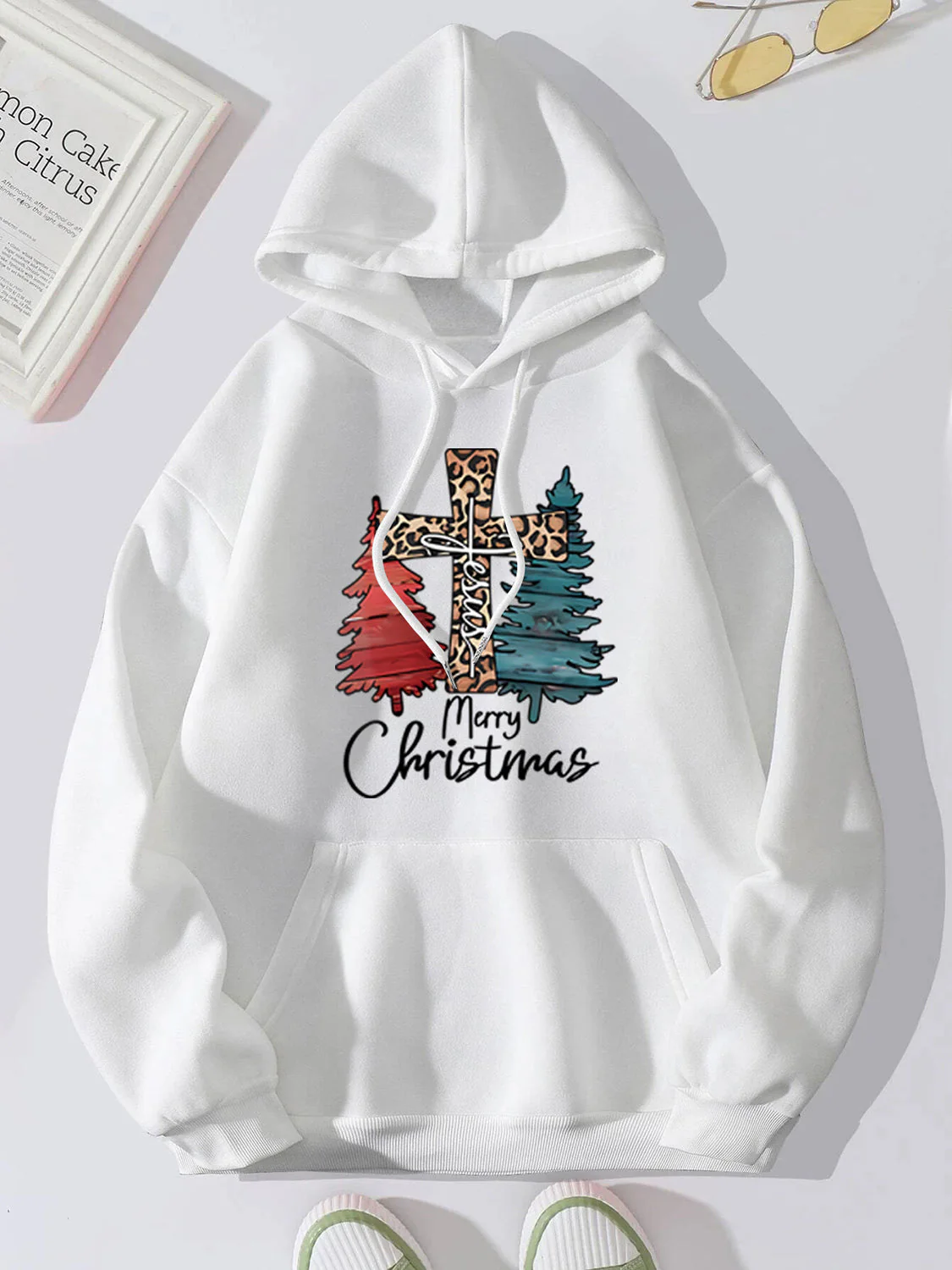 MERRY CHRISTMAS Graphic Drawstring Hoodie - Image 4