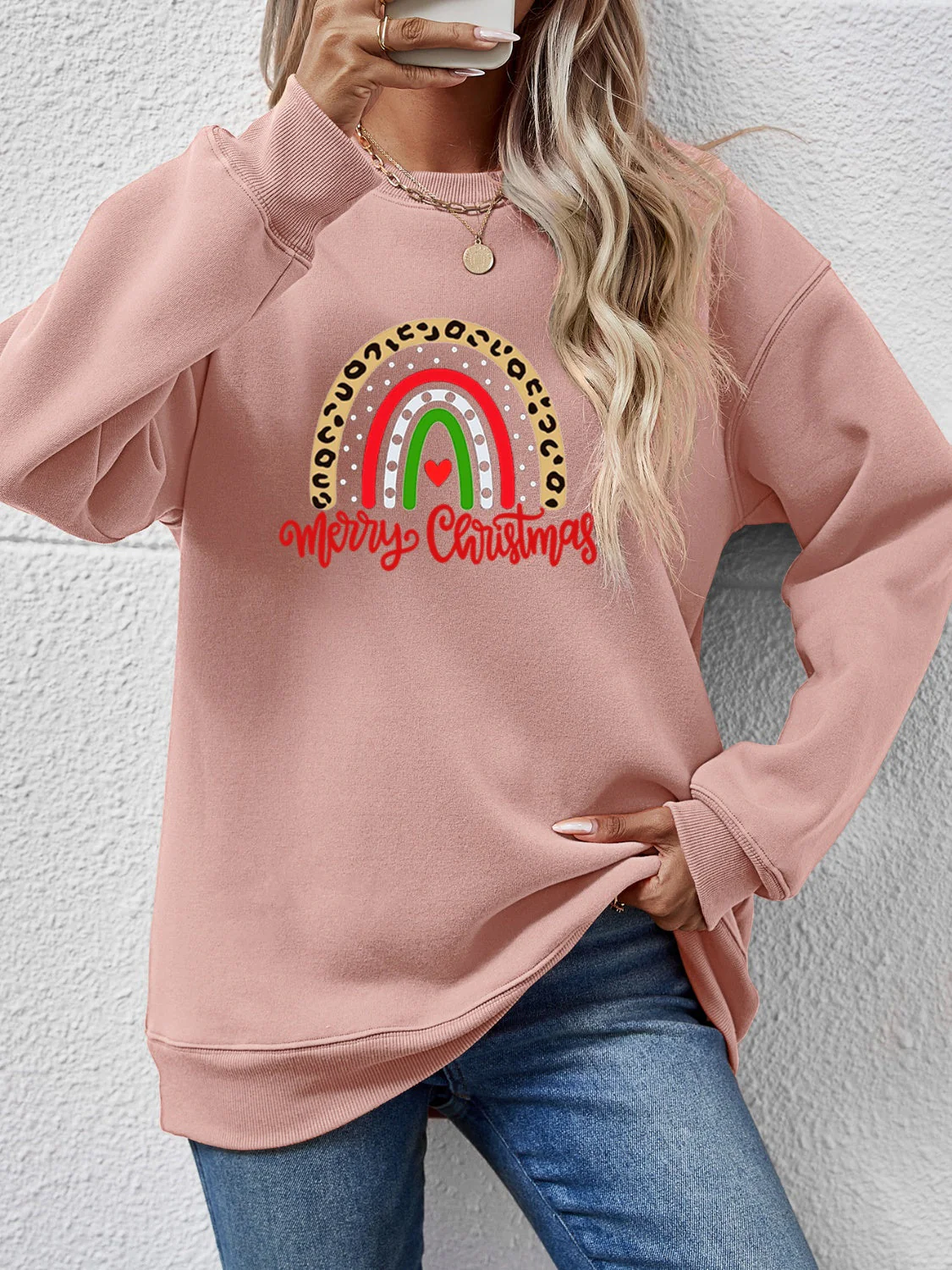 MERRY CHRISTMAS Graphic Sweatshirt - Image 10