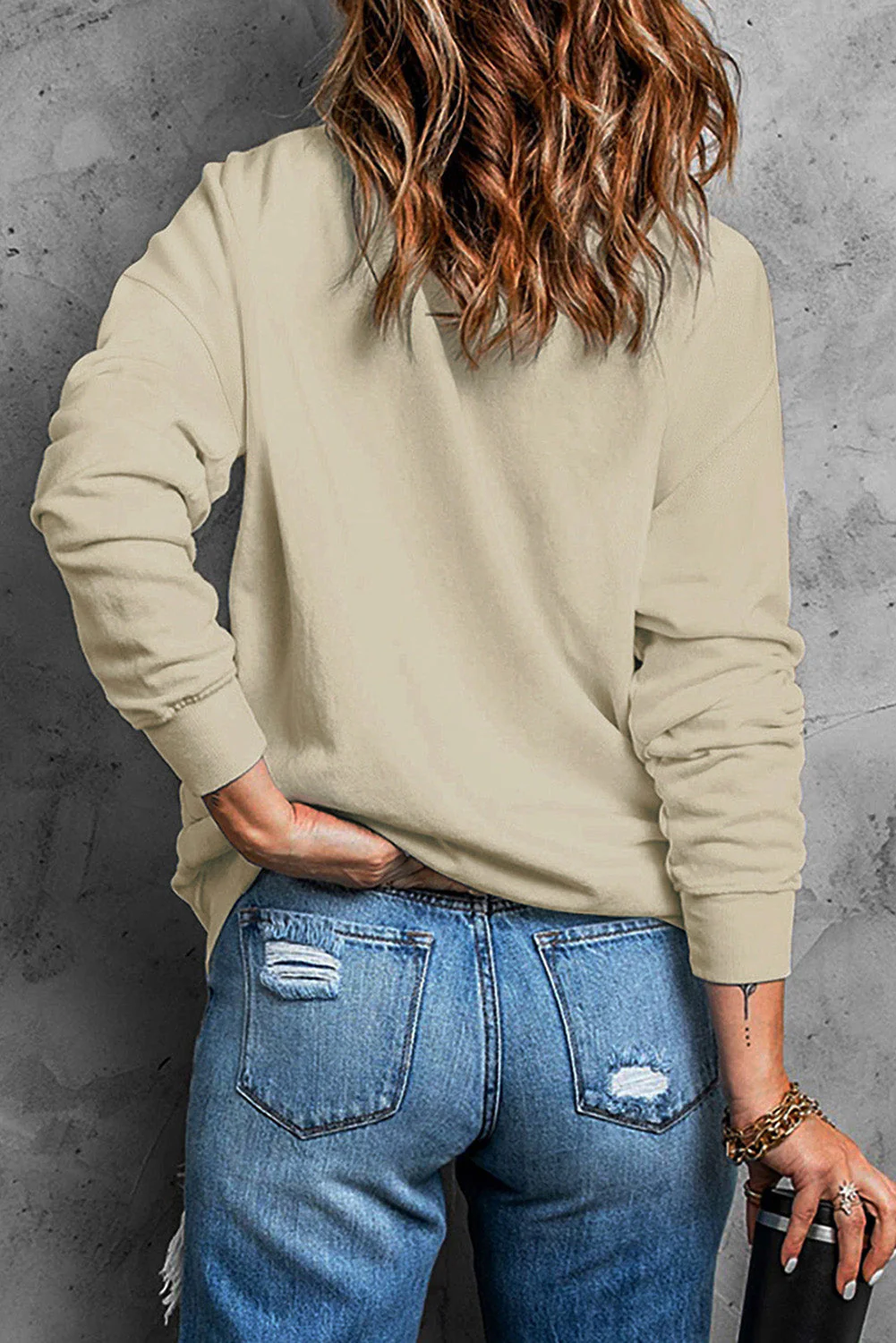 MERRY CHRISTMAS Graphic Sweatshirt - Image 5