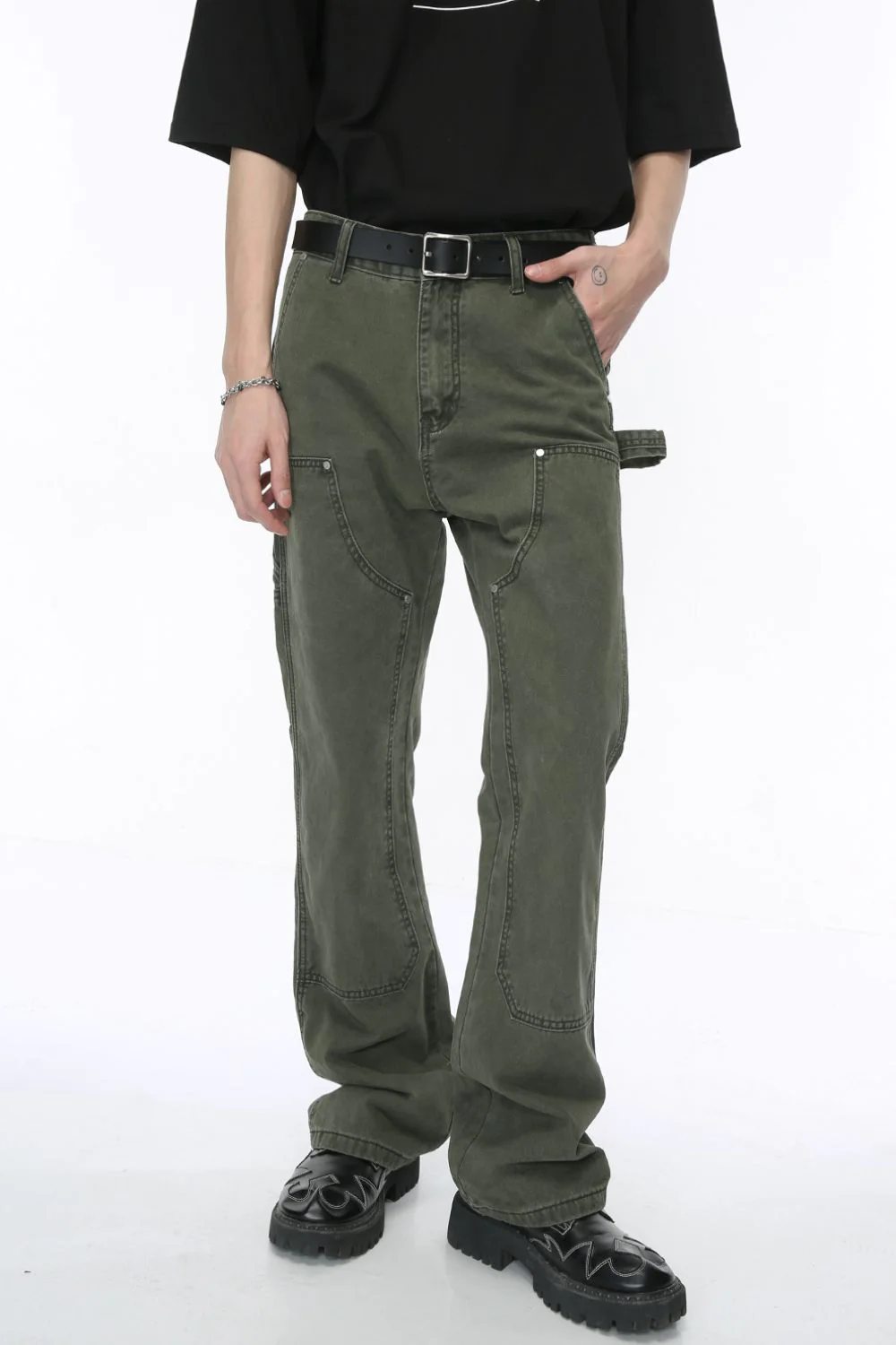 Mid Rise Baggy Jeans with Pockets - Image 3