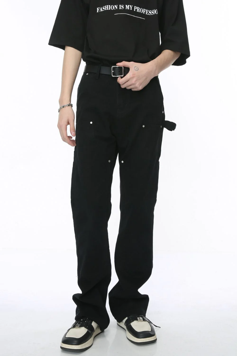 Mid Rise Baggy Jeans with Pockets - Image 4