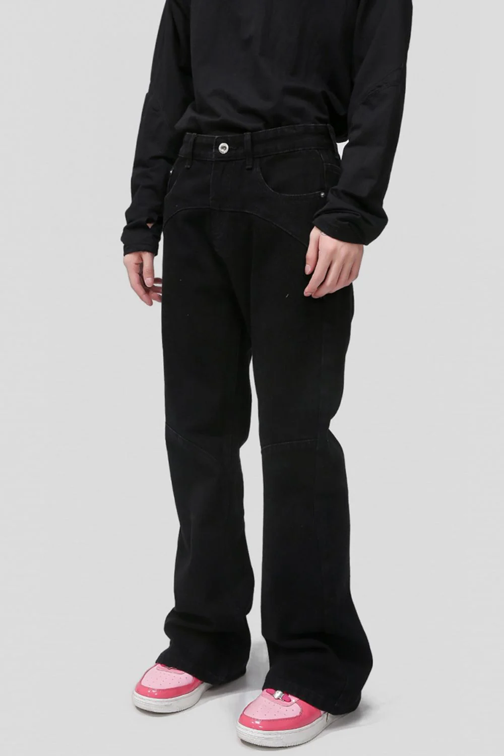 Mid Rise Jeans with Pockets - Image 2