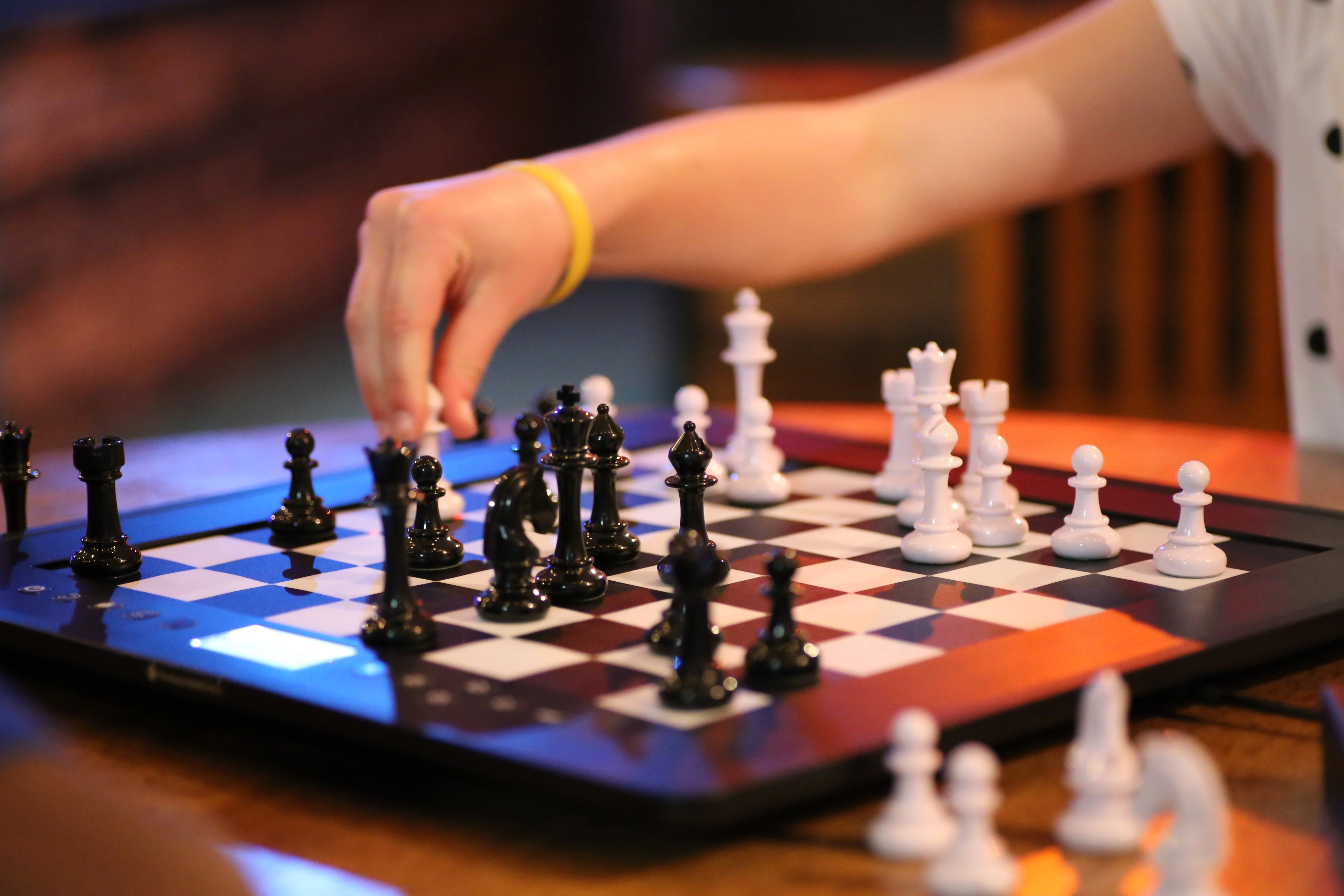 Millennium Chess Computer - The King Competition by Chess House - Image 7