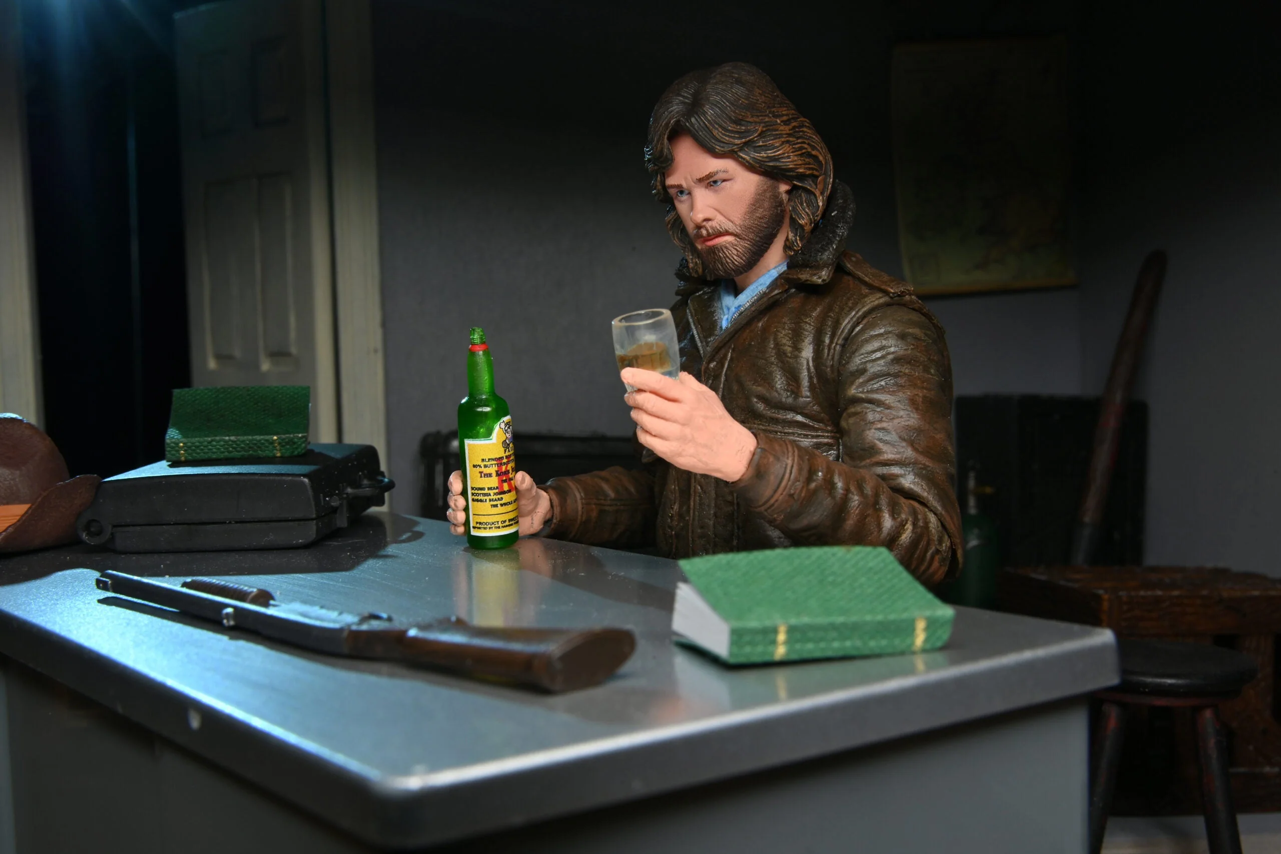 NECA Reel Toys: The Thing - Ultimate MacReady (Outpost 31) - Image 7