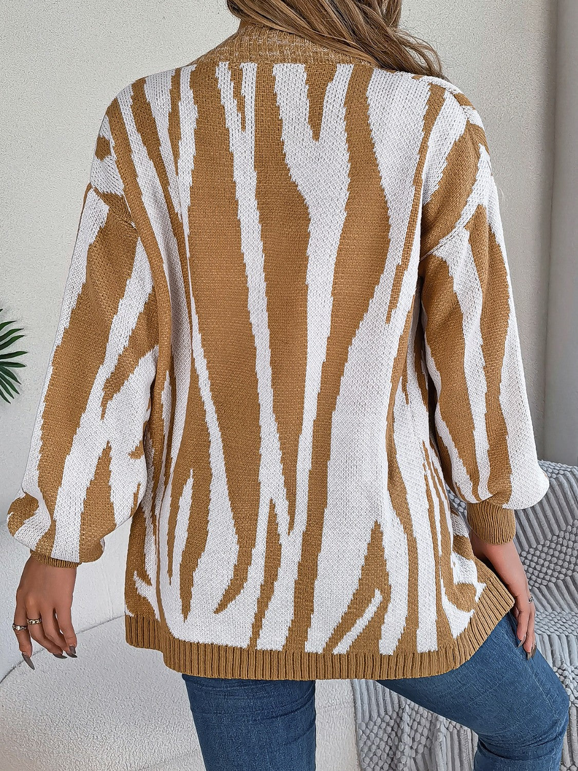 Open Front Animal Print Cardigan - Image 4