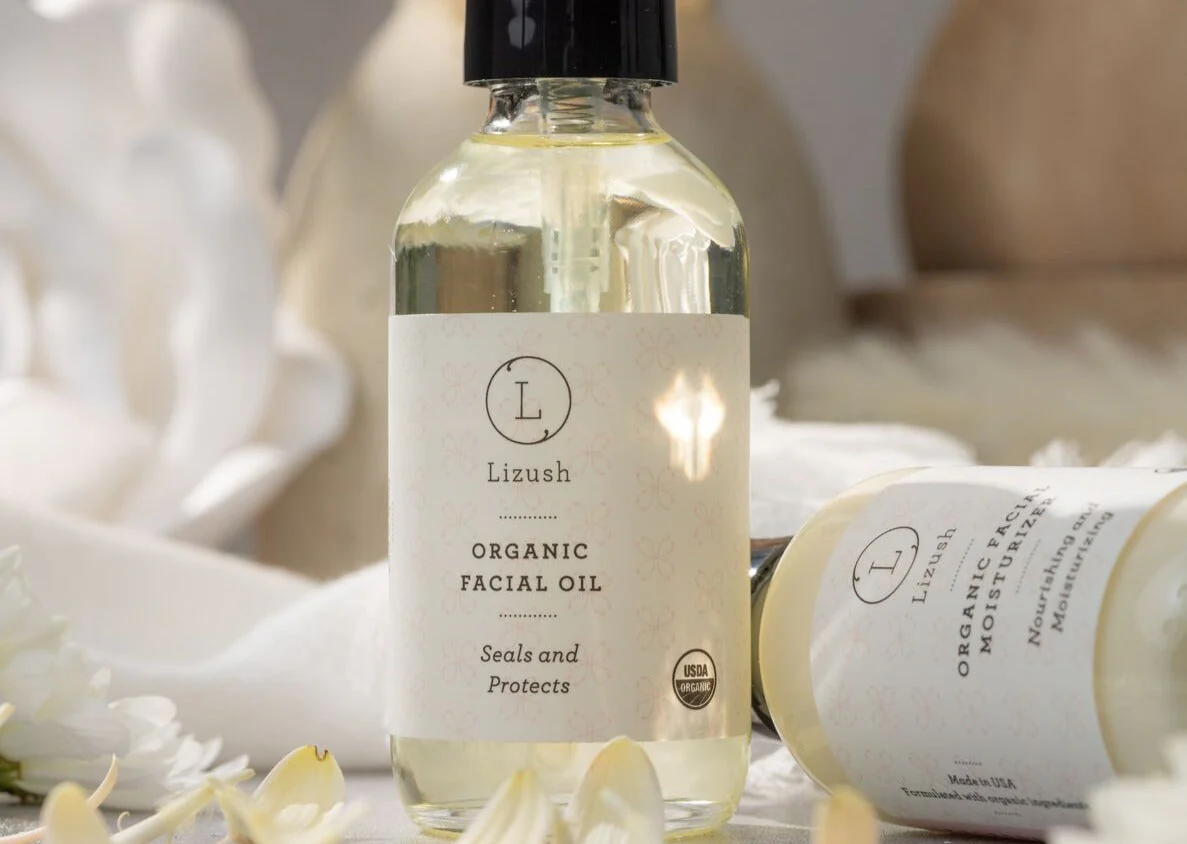 ORGANIC FACIAL OIL Seals and Protects by Lizush - Image 5